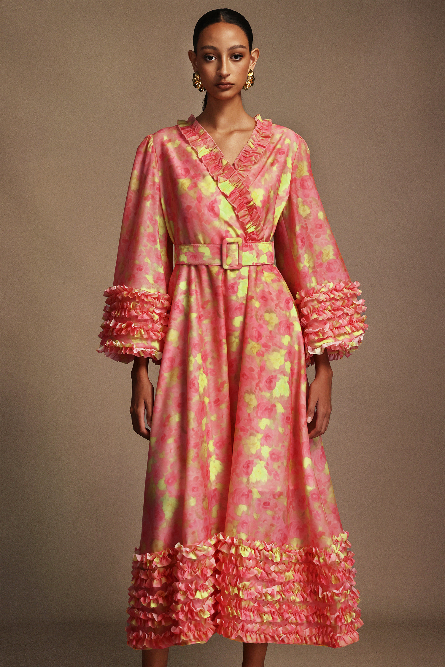 Iresa V-Neck Long Sleeves Floral Printed Maxi Dress