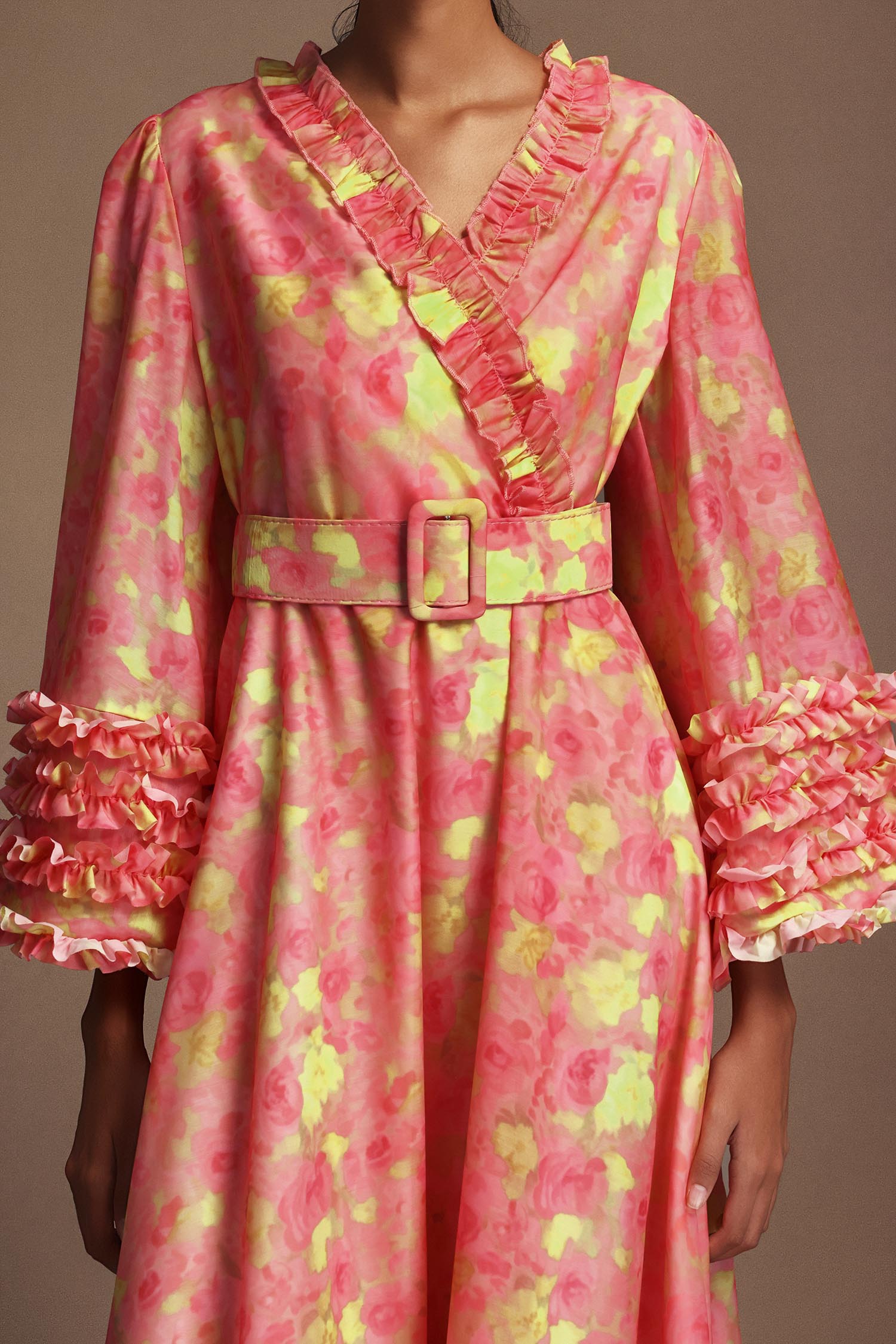 Iresa V-Neck Long Sleeves Floral Printed Maxi Dress
