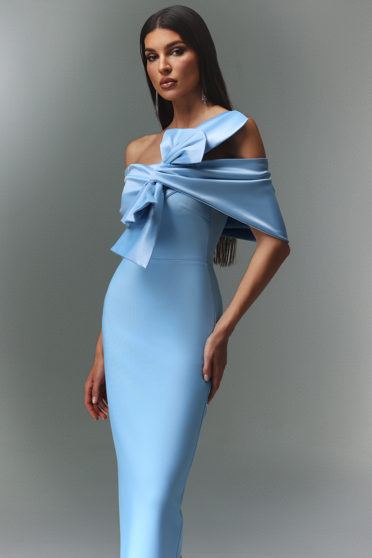 Uara Off-The-Shoulder Bow Bandage Maxi Dress