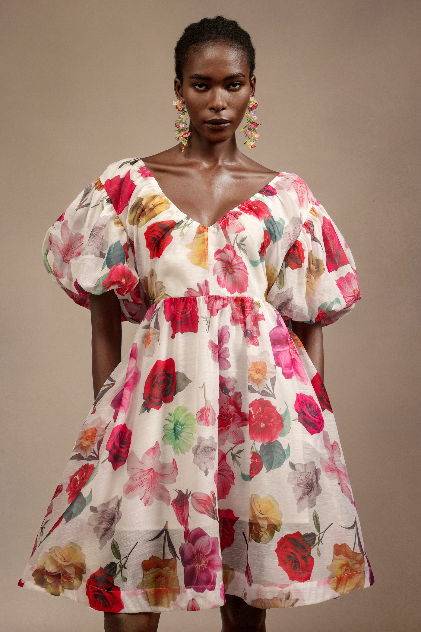 Kolari V-Neck Short Sleeves Floral Printed Mini Dress