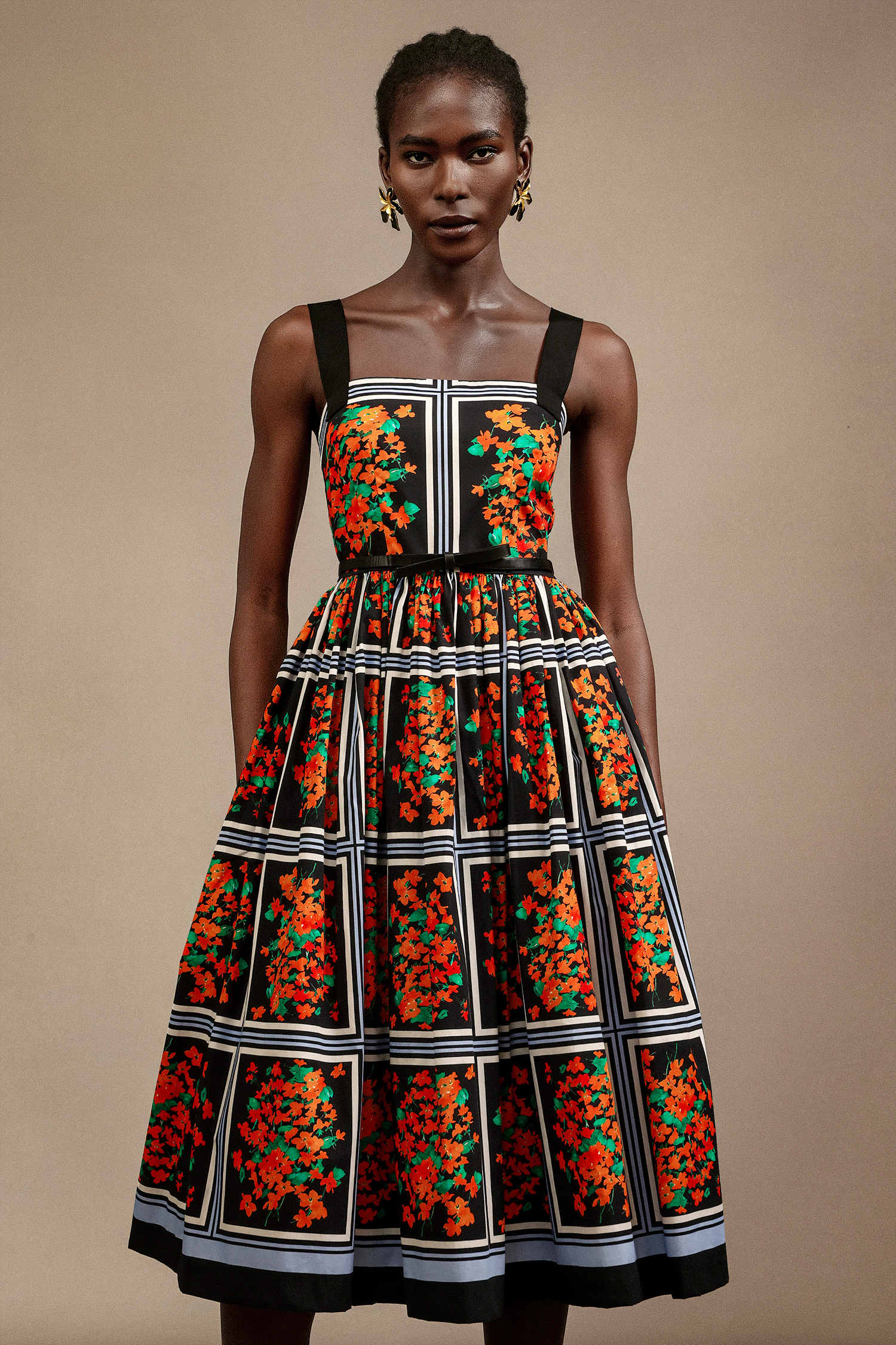 Qearl Halter Floral Printed Midi Dress