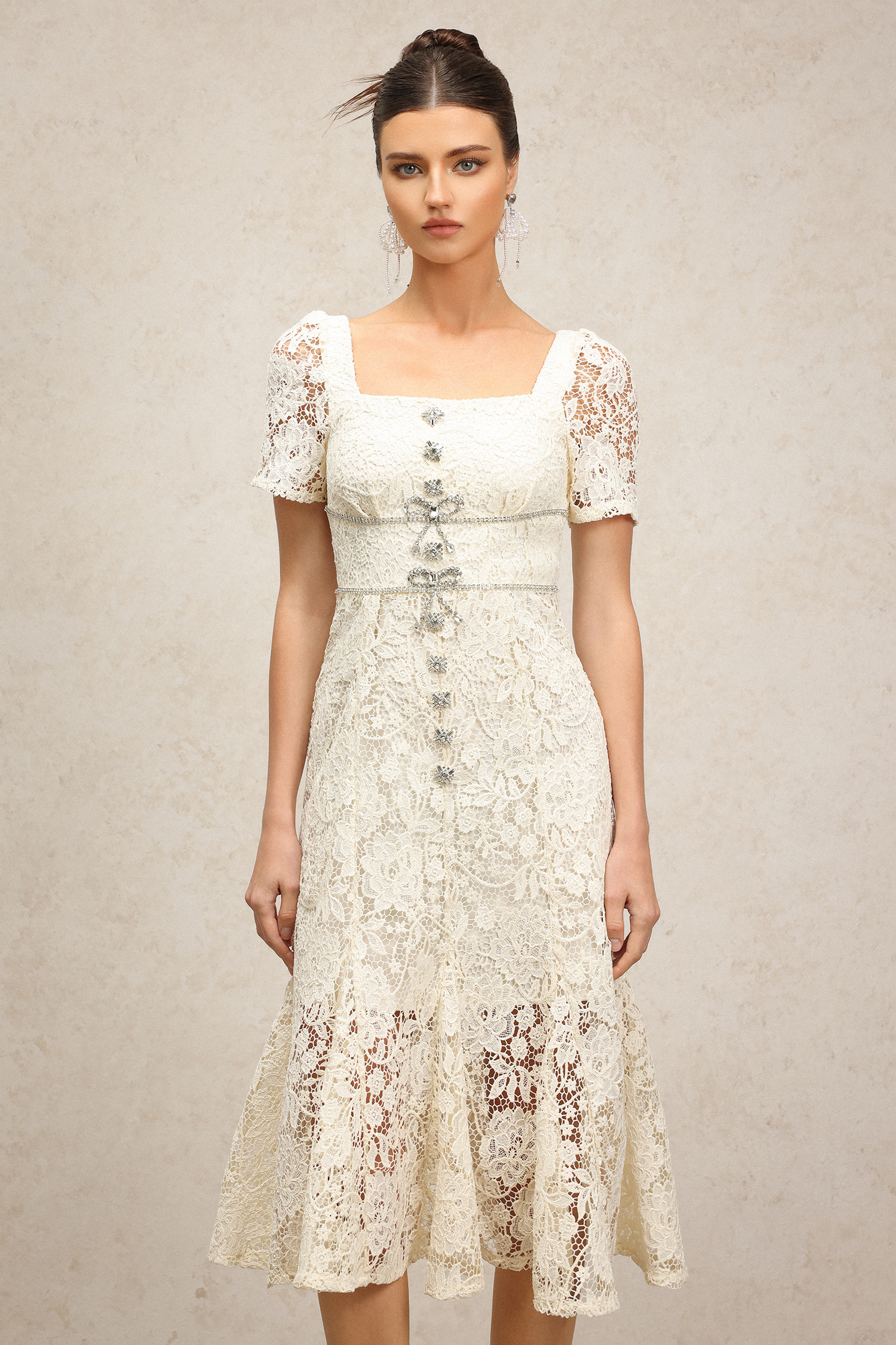 Zaina Diamond Bowknot Short Sleeves Lace Midi Dress