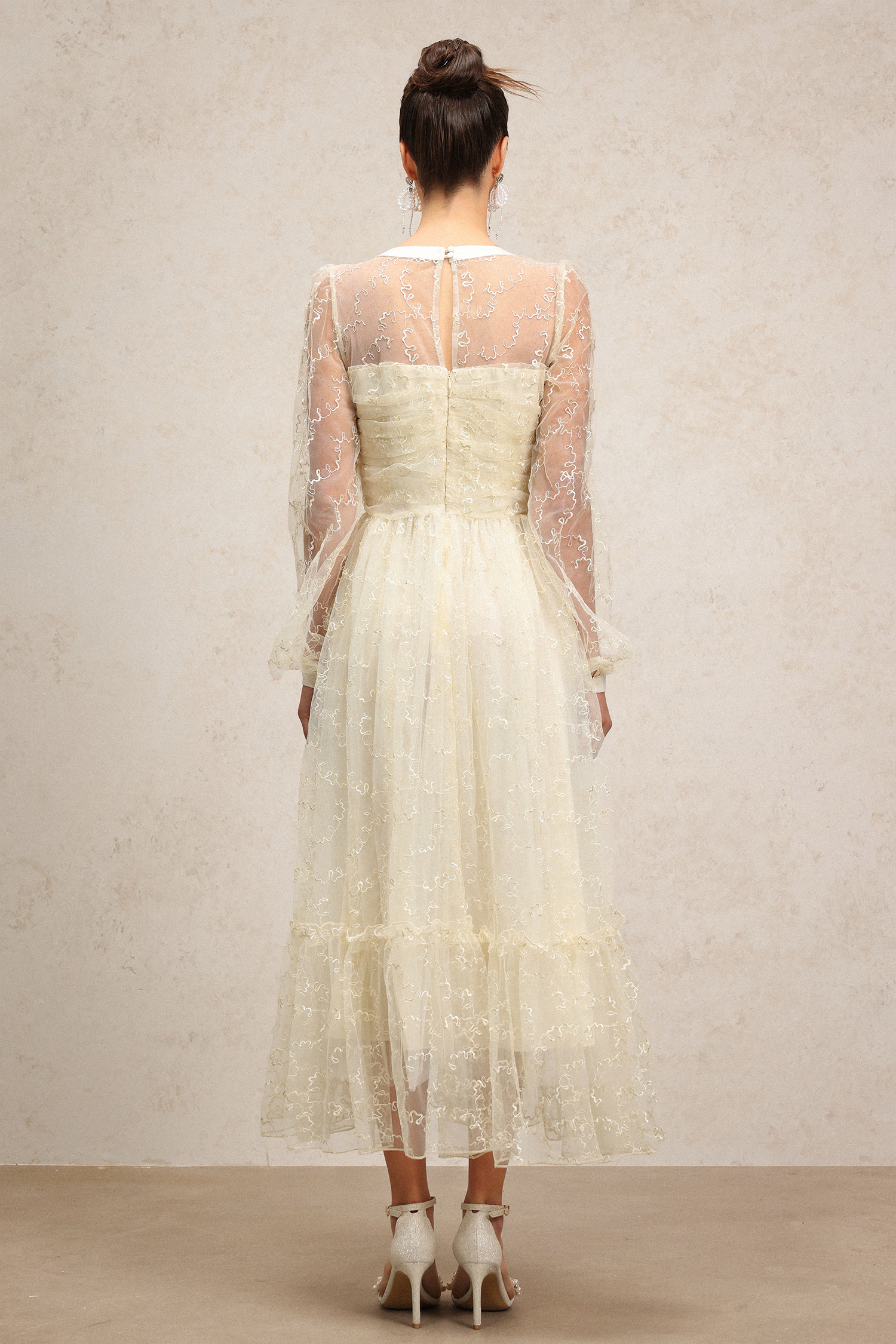 Geralynne Long Sleeves Lace Diamond Bowknot Maxi Dress