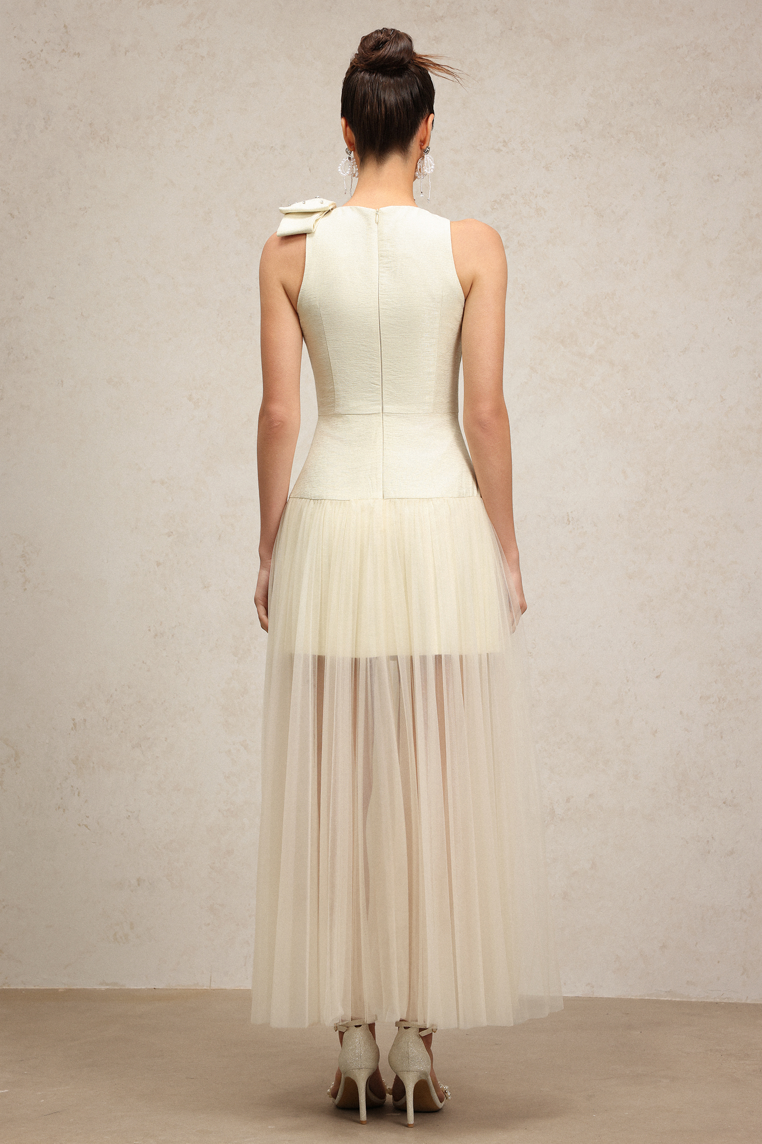 Yurio Sleeveless Diamond Bowknot Folds Maxi Dress