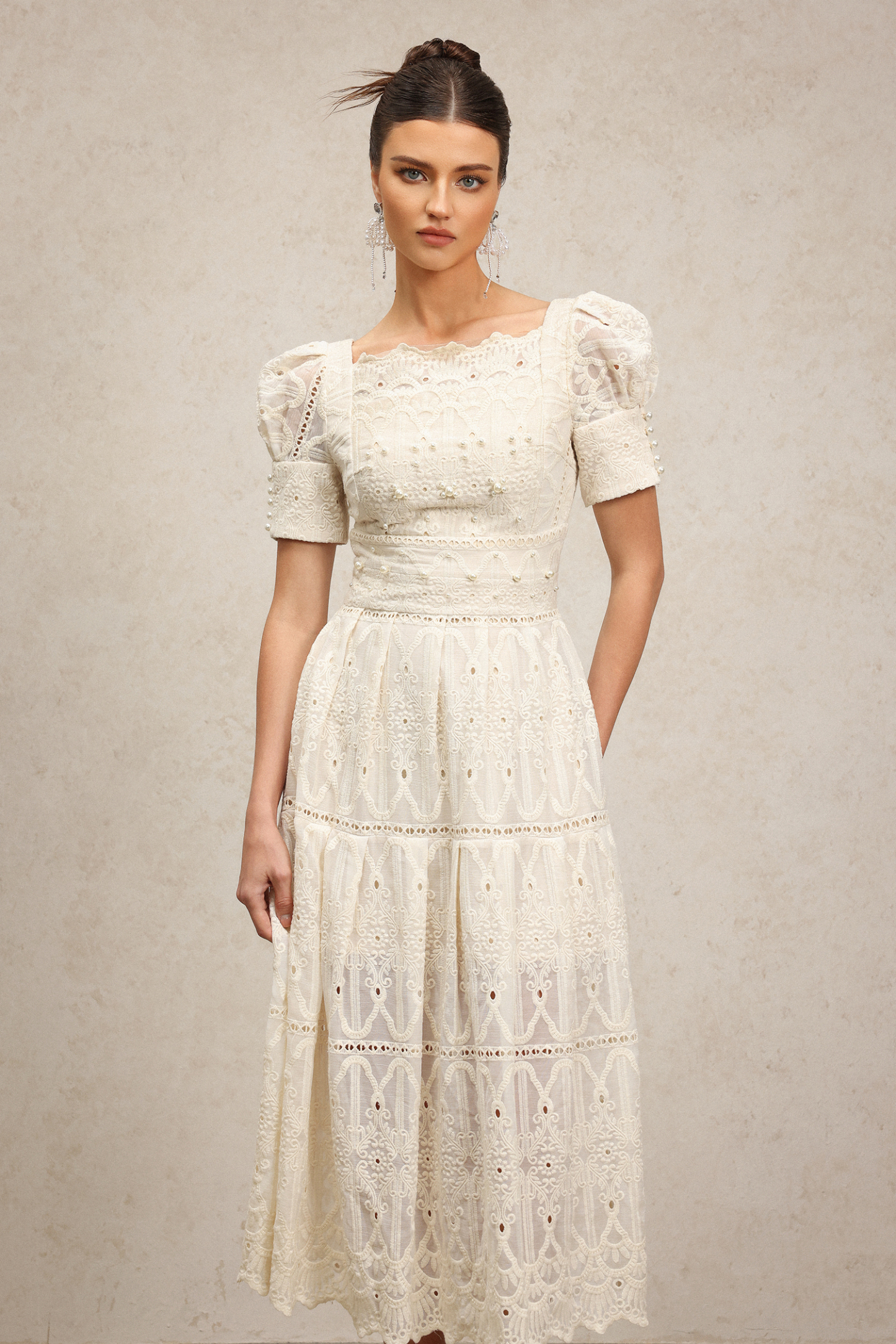 Leko Short Sleeves Pearl Embroidery Midi Dress