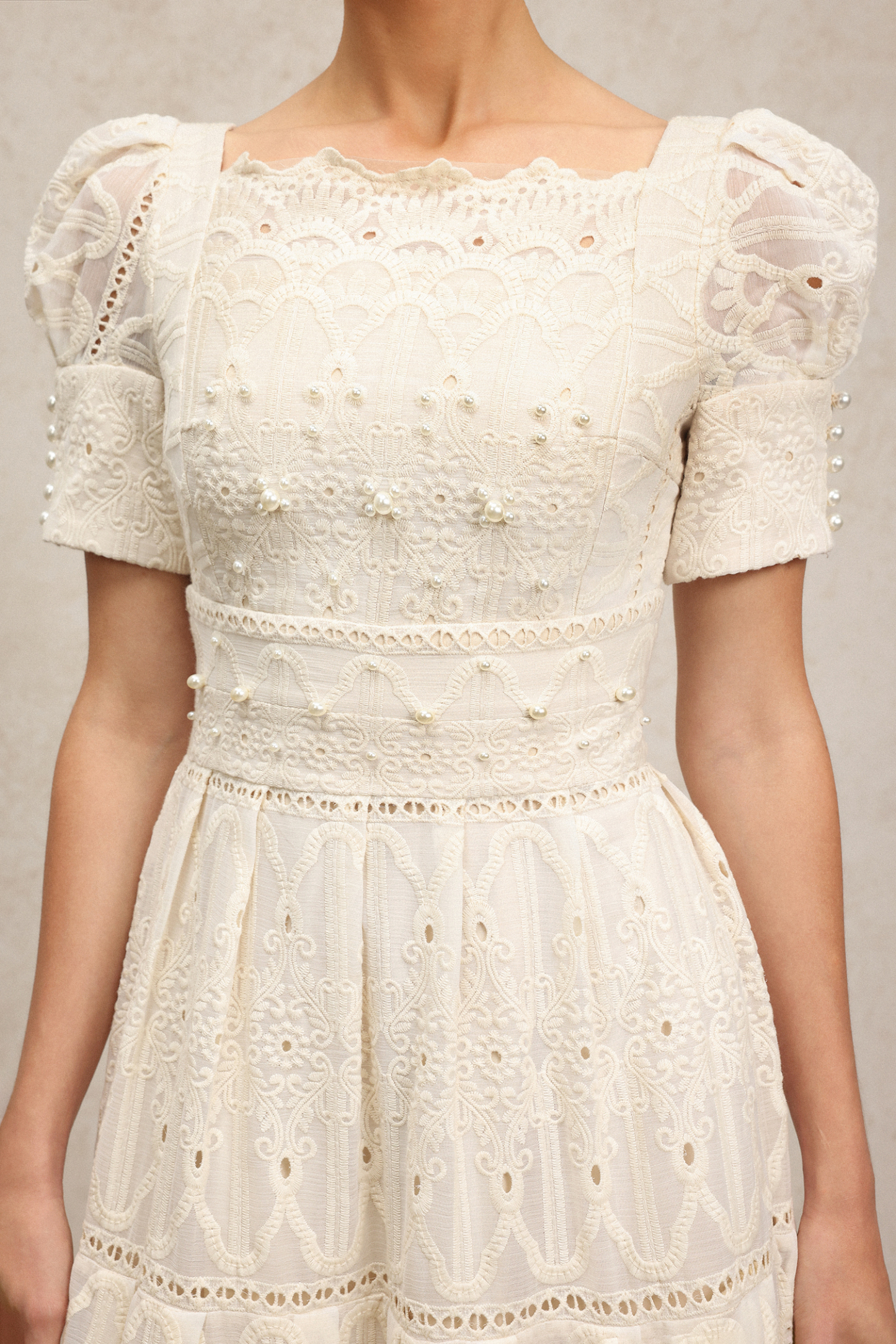 Leko Short Sleeves Pearl Embroidery Midi Dress