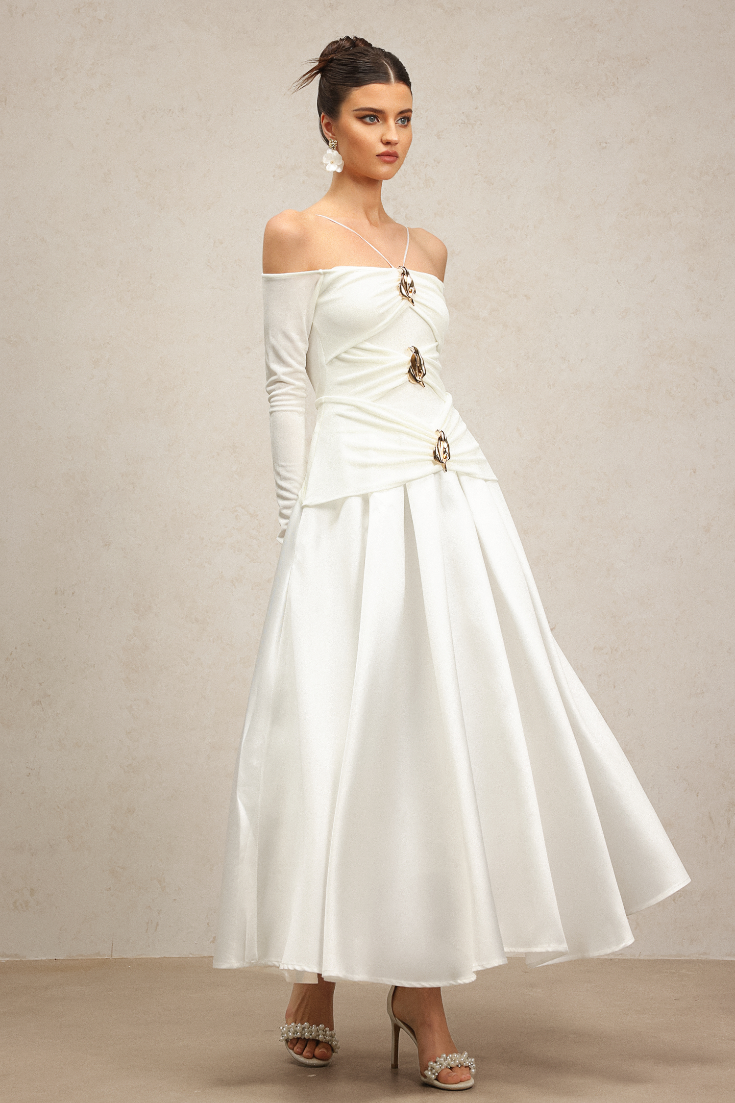 Gusia Halter Off-The-Shoulder Long Sleeves Maxi Dress