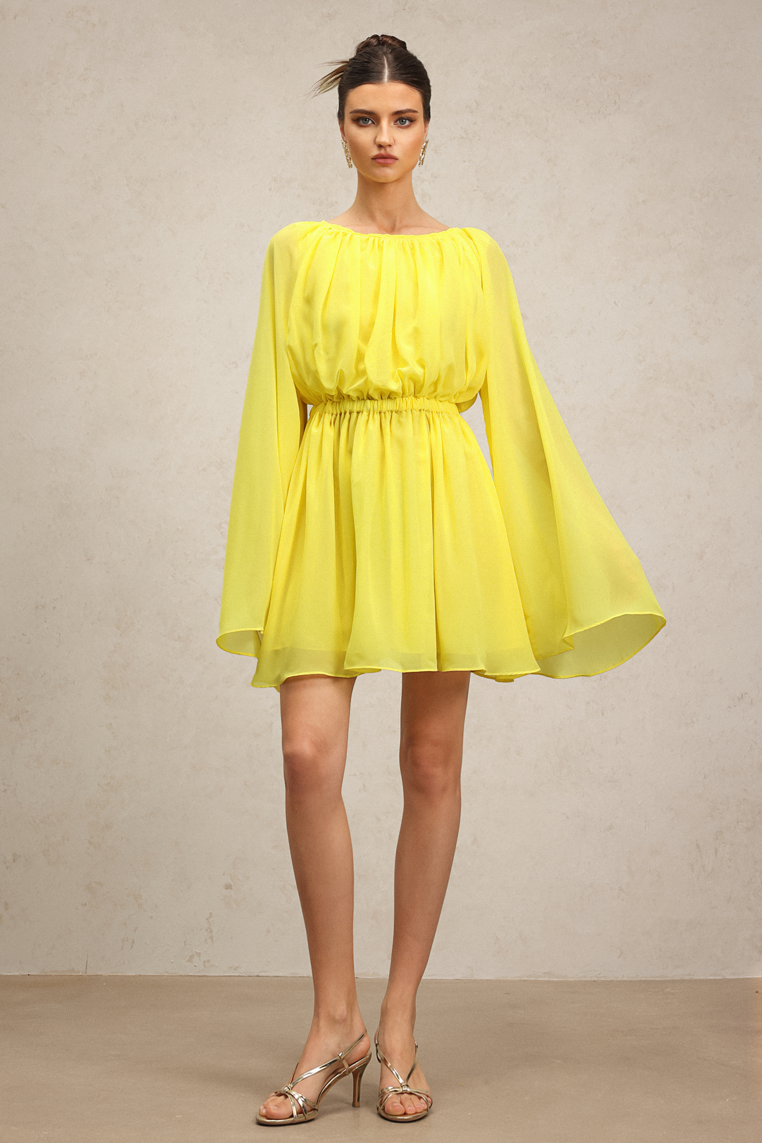 Iomo Round Neck Long Sleeves Mini Dress