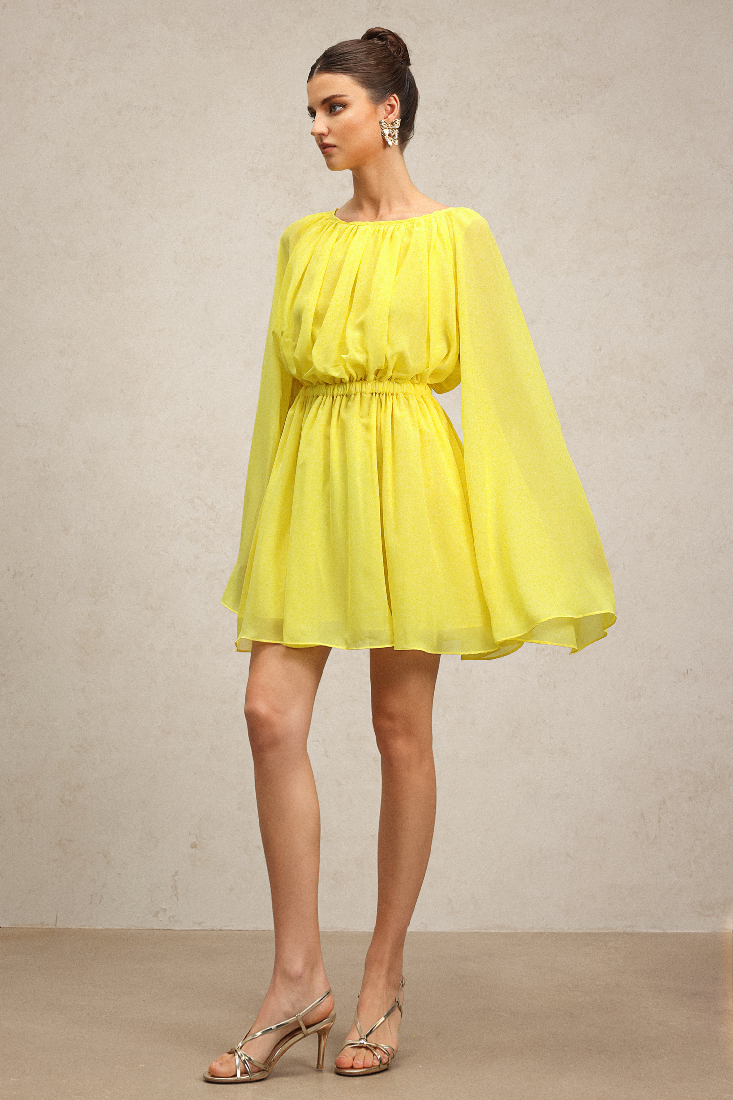 Iomo Round Neck Long Sleeves Mini Dress