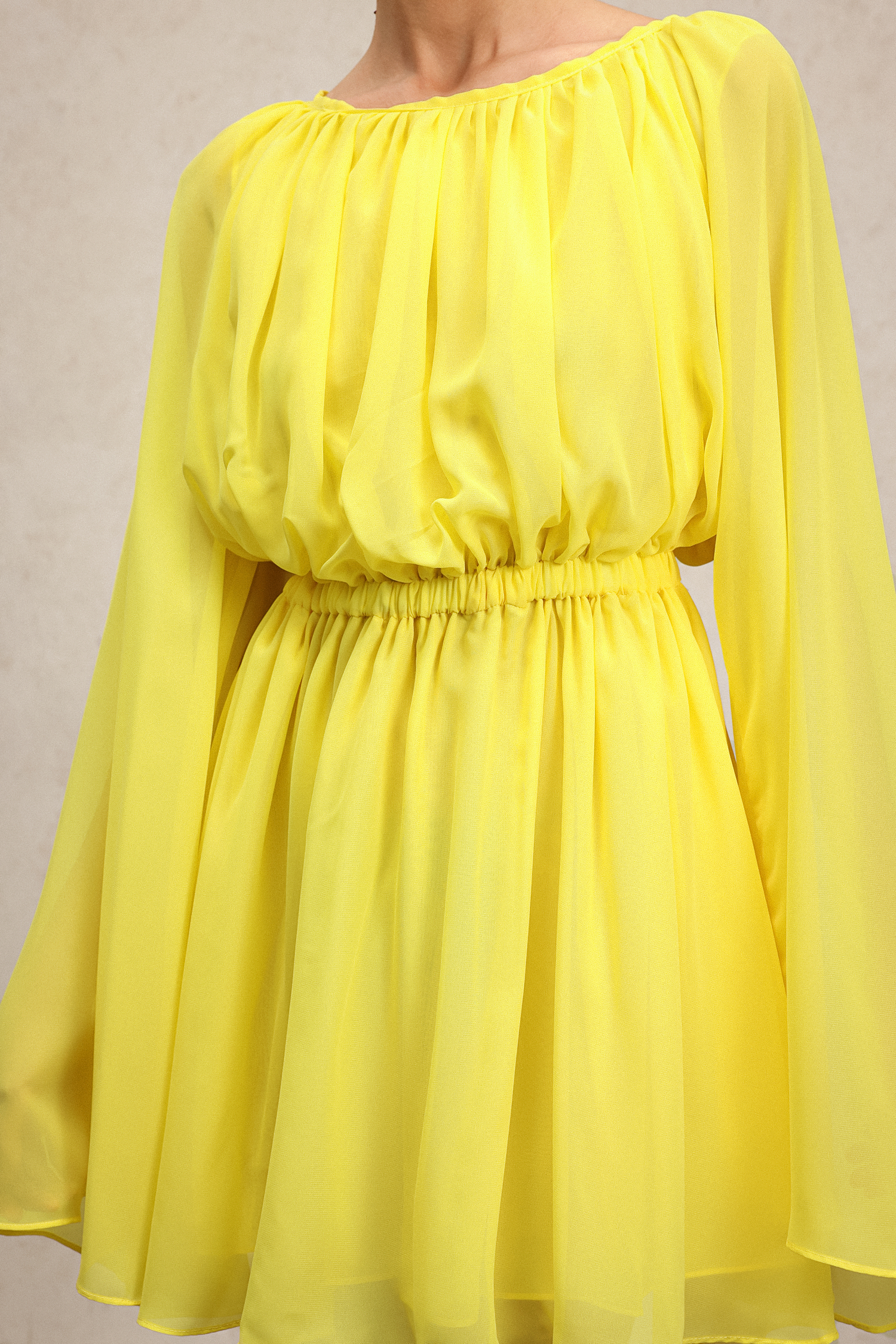 Iomo Round Neck Long Sleeves Mini Dress