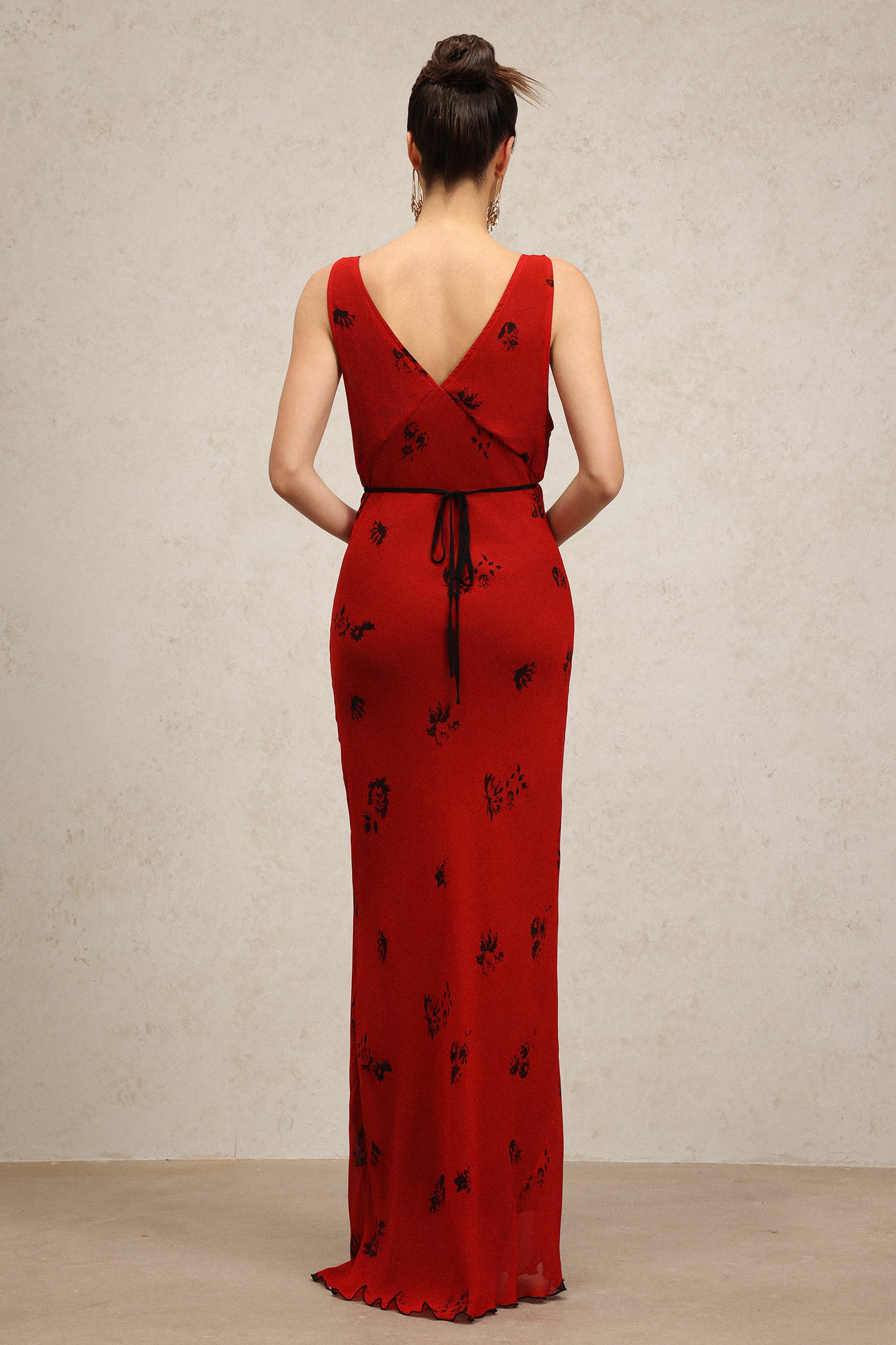 Vosa V-Neck Sleeveless Printed Maxi Dress