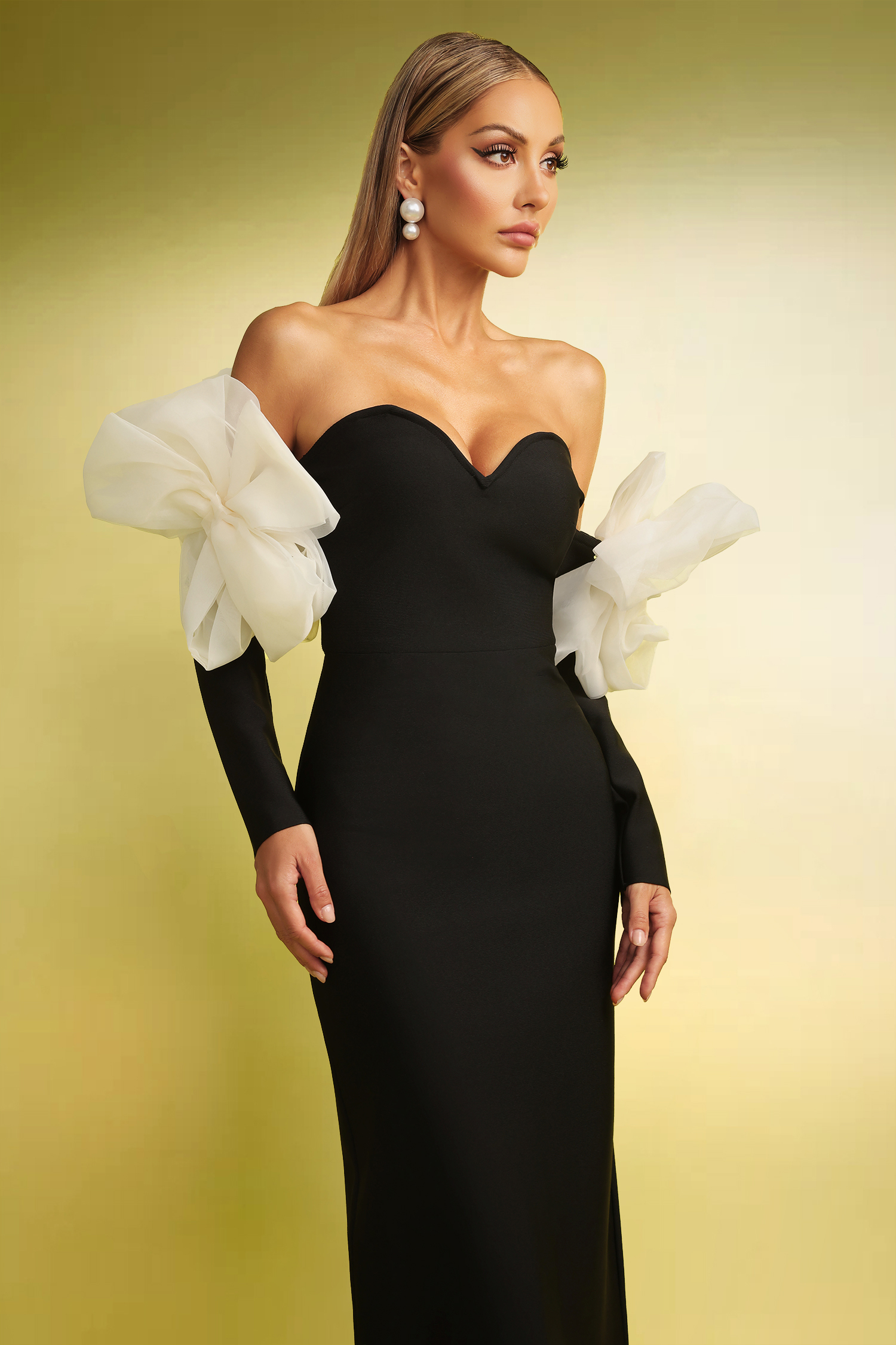 Oiala Strapless Long Sleeves Bows Bandage Maxi Dress