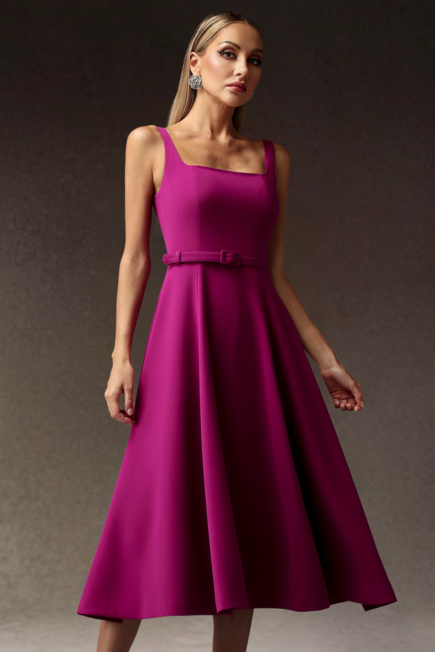 Willi Sleevless Square-cut Collar Maxi Dress