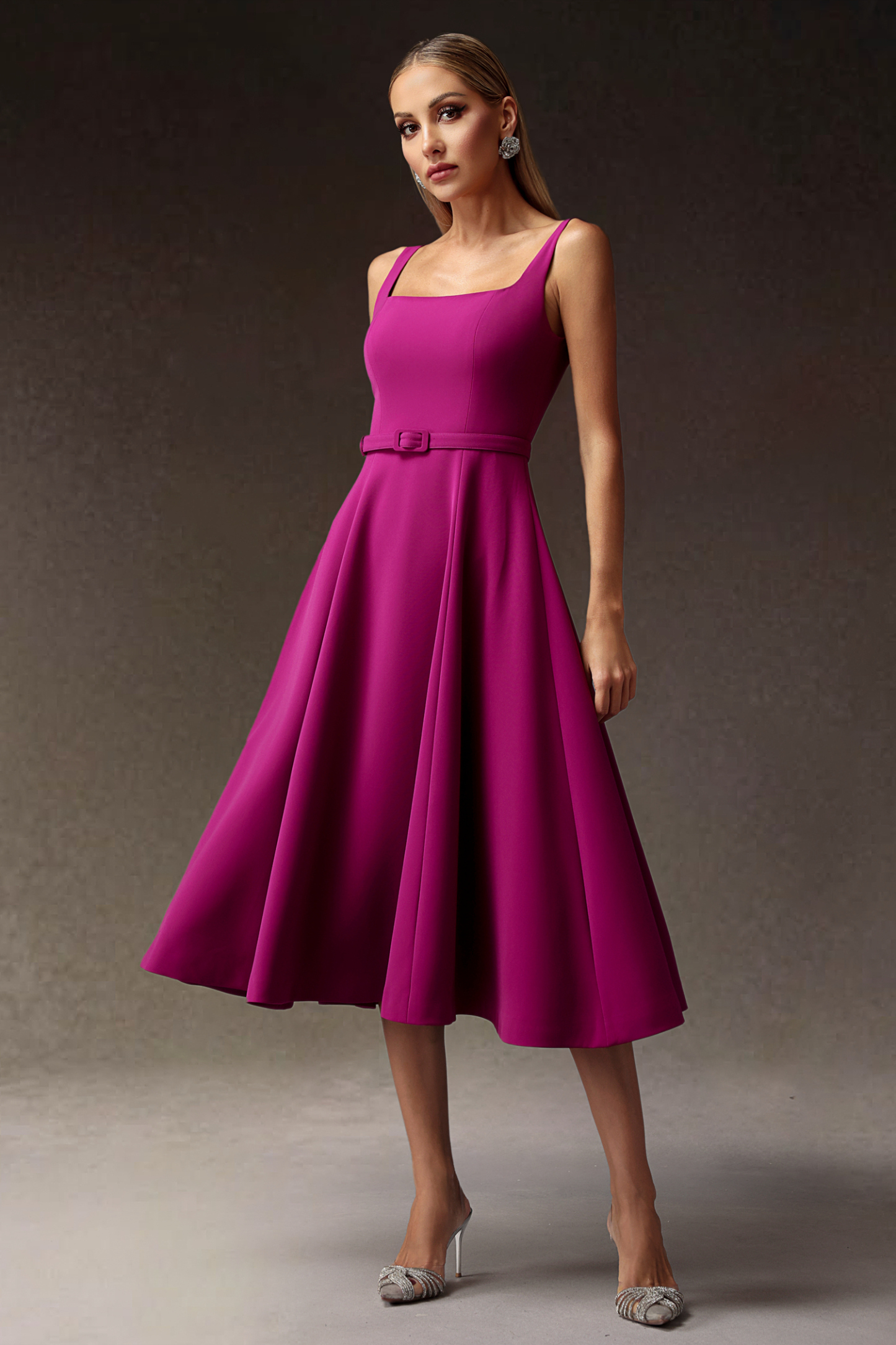 Willi Sleevless Square-cut Collar Maxi Dress