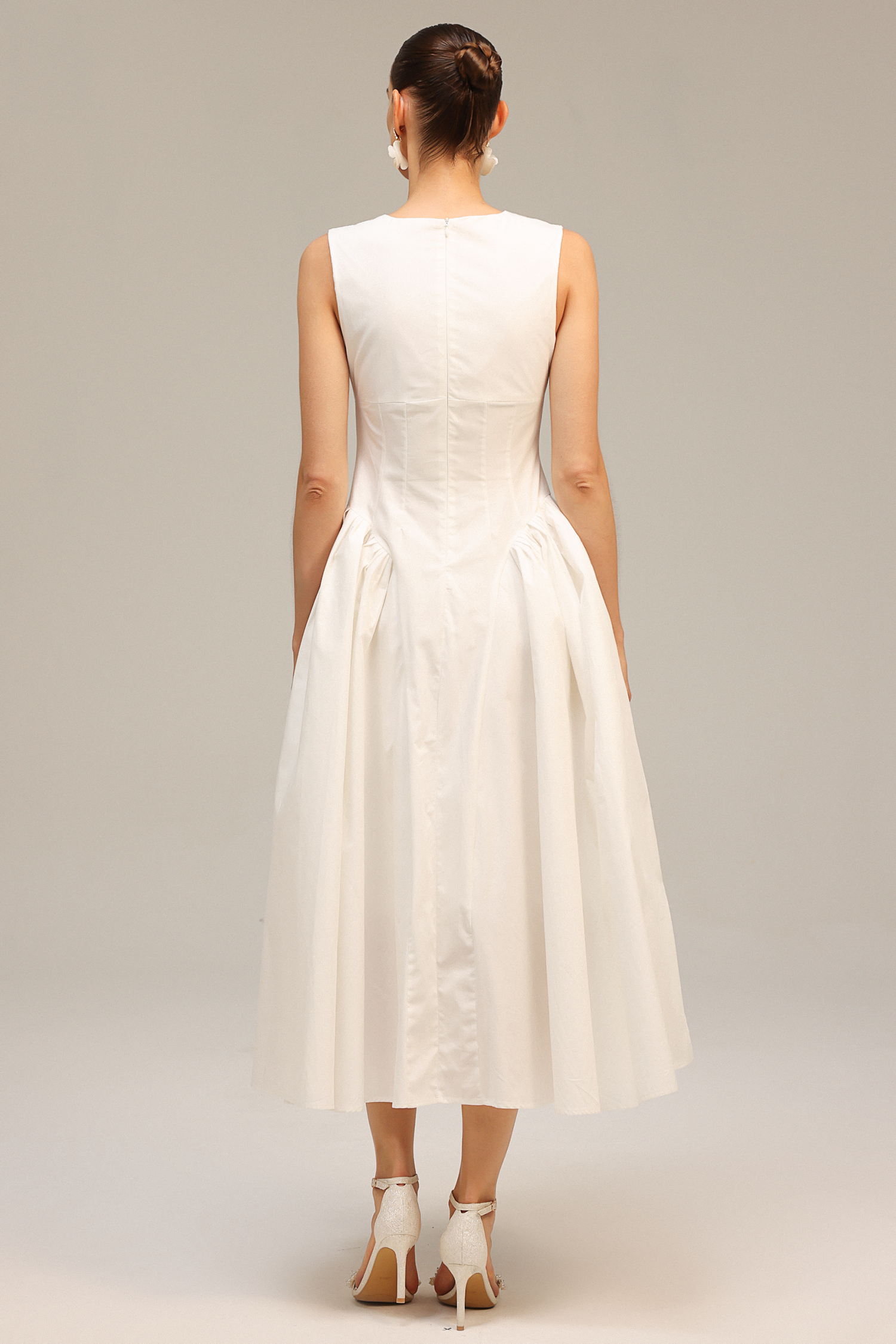 Kira Sleeveless Midi Dress