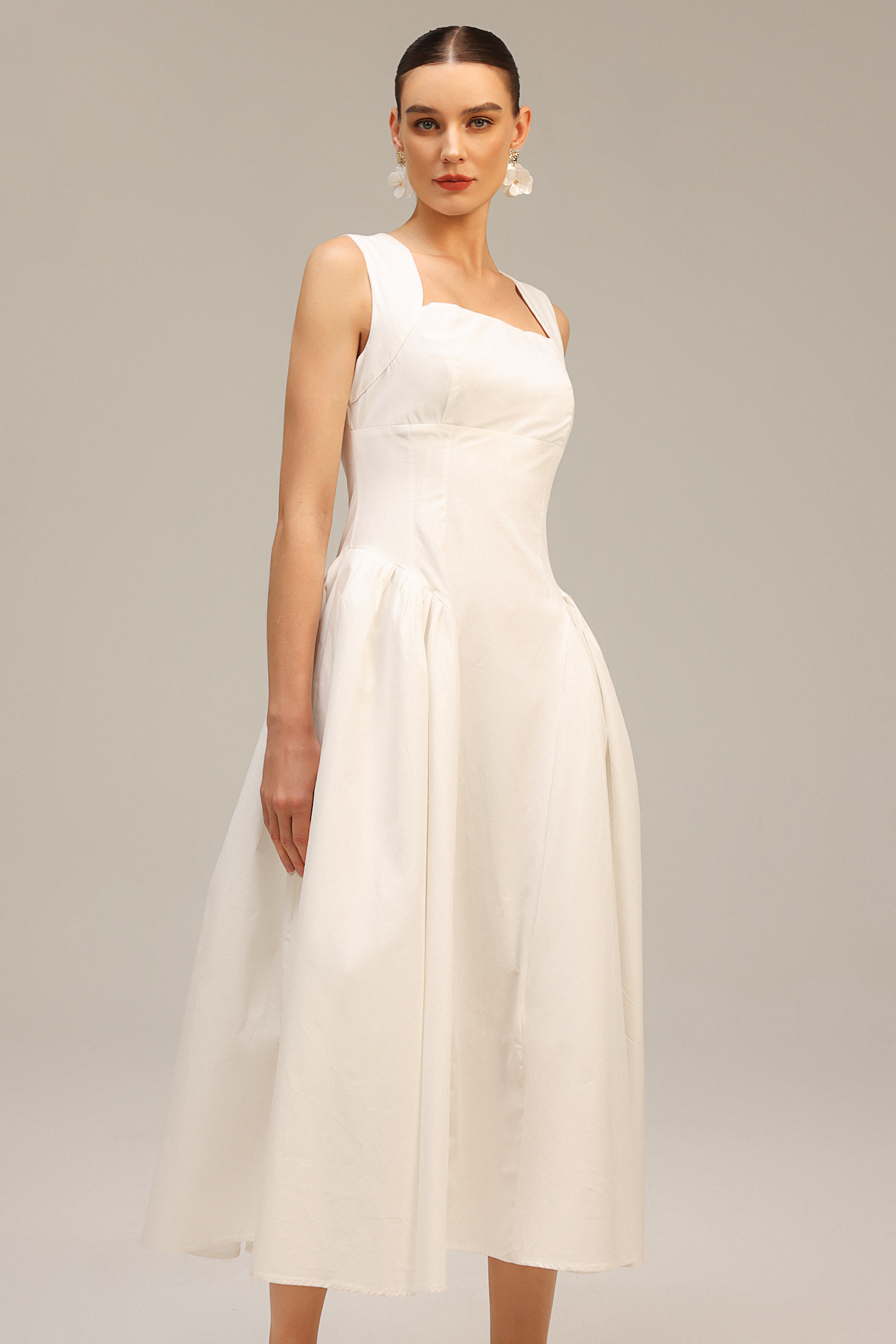 Kira Sleeveless Midi Dress