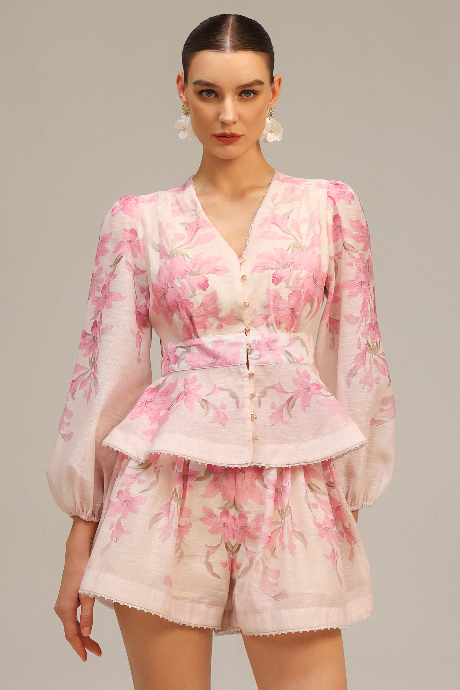 Winiva V-Neck Long Sleeves Floral Printed Top And Shorts Two-Piece Set