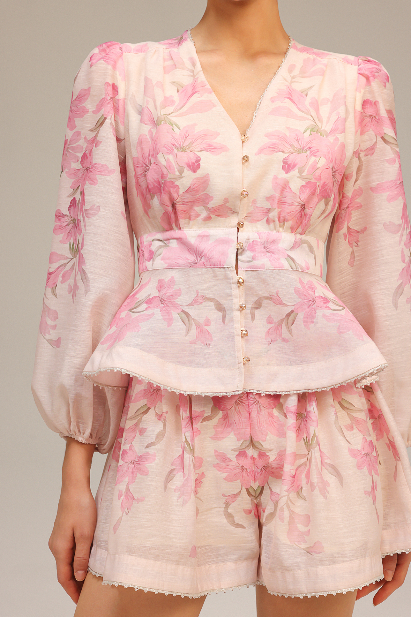 Winiva V-Neck Long Sleeves Floral Printed Top And Shorts Two-Piece Set