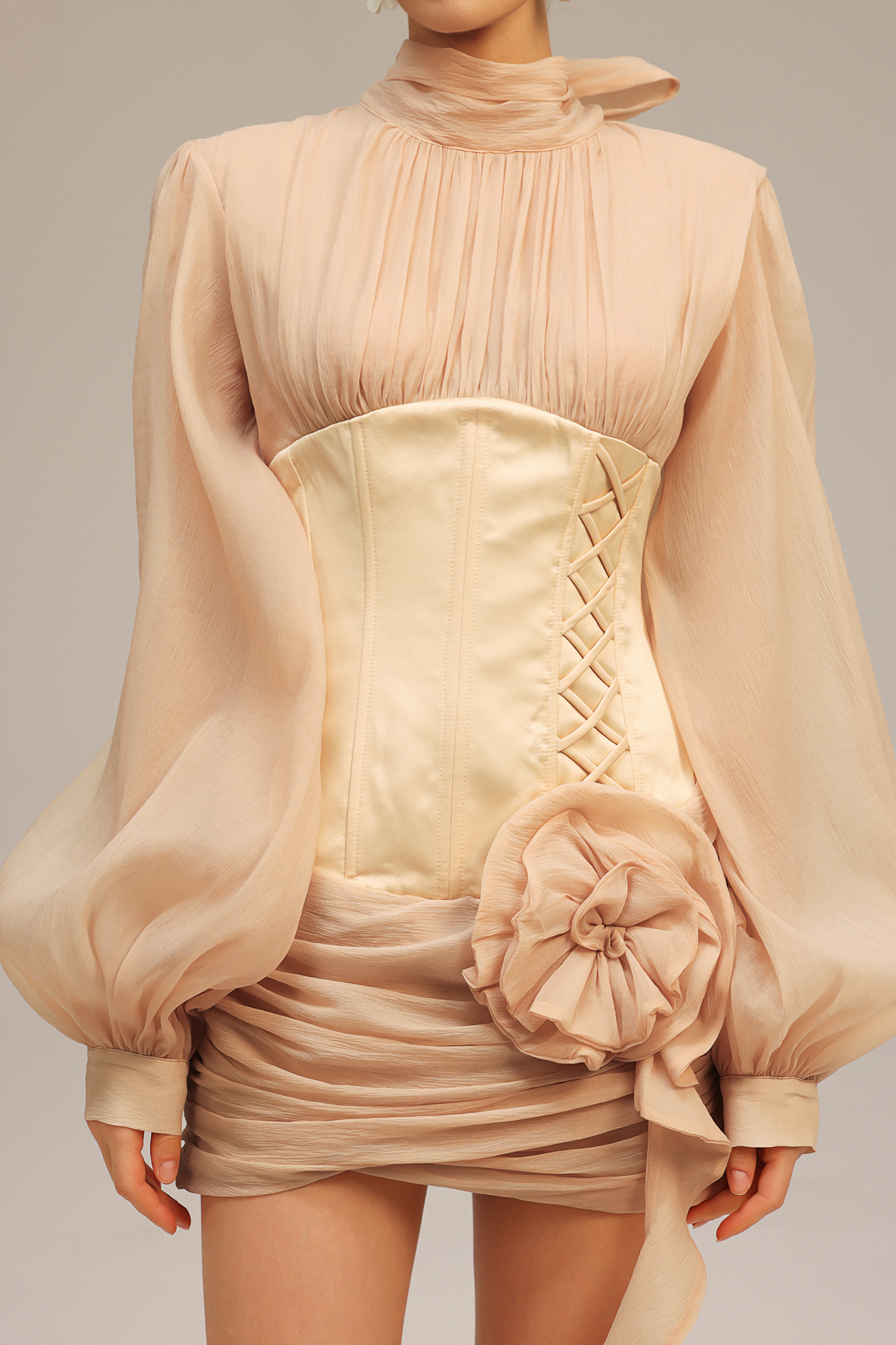 Janka Long Sleeves Flower Mini Dress