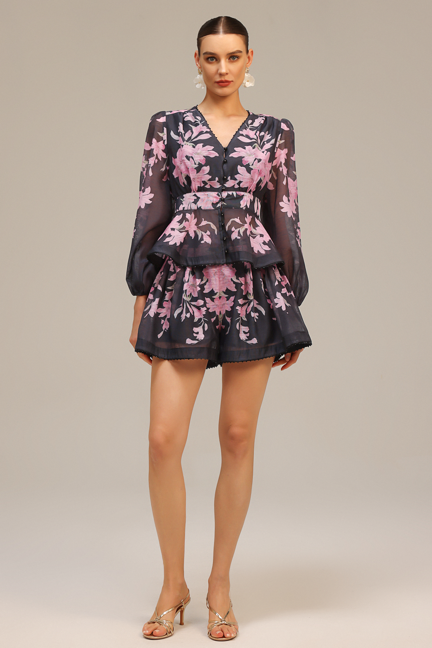 Xidel V-Neck Long Sleeves Floral Printed Top And Shorts Two-Piece Set