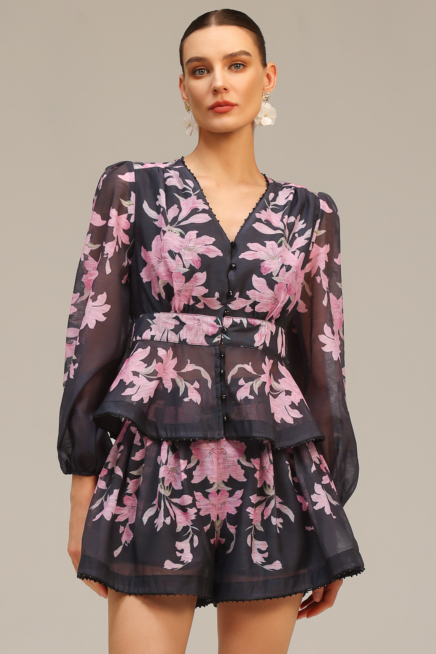 Xidel V-Neck Long Sleeves Floral Printed Top And Shorts Two-Piece Set