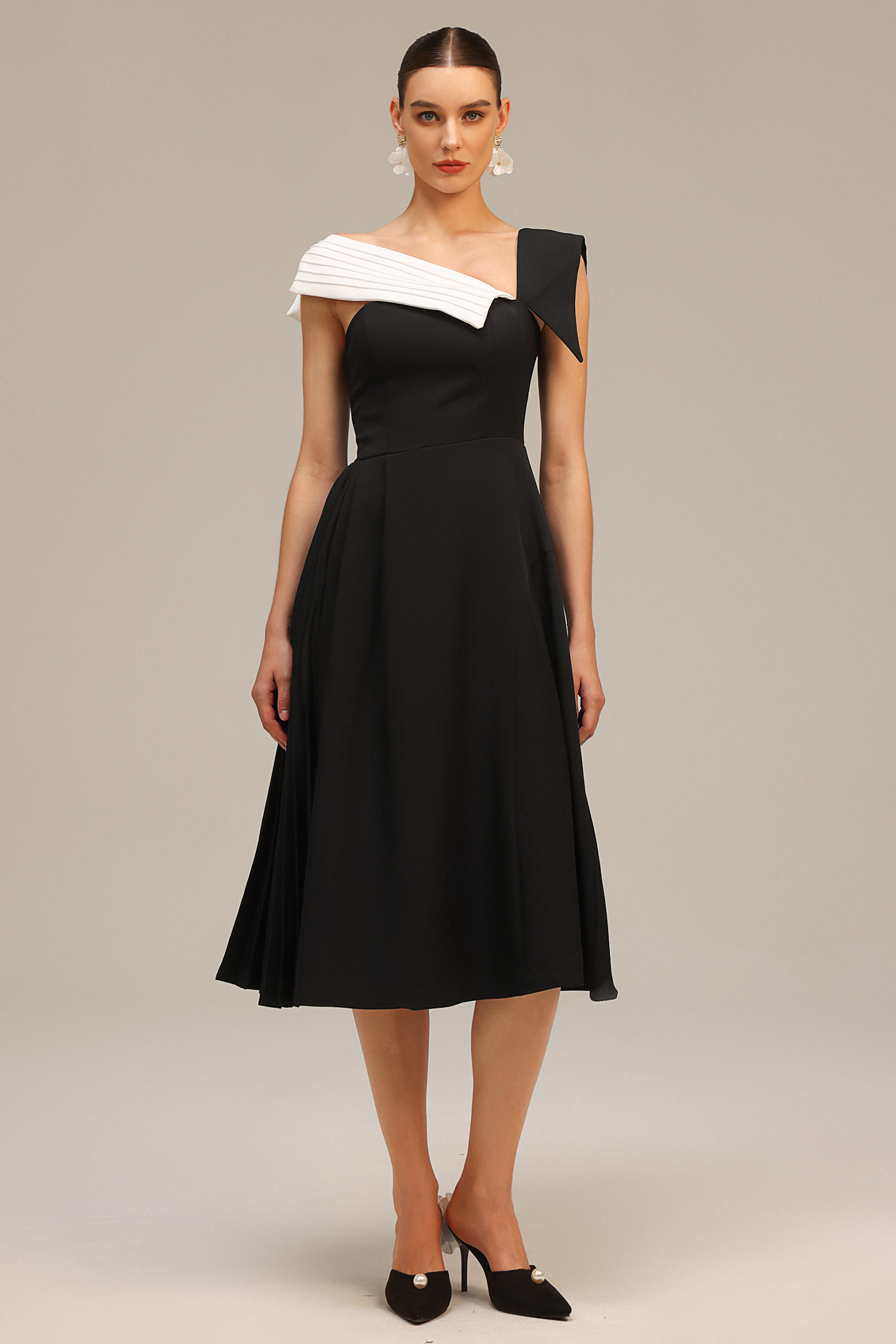 Werza Oblique Shoulder Midi Dress