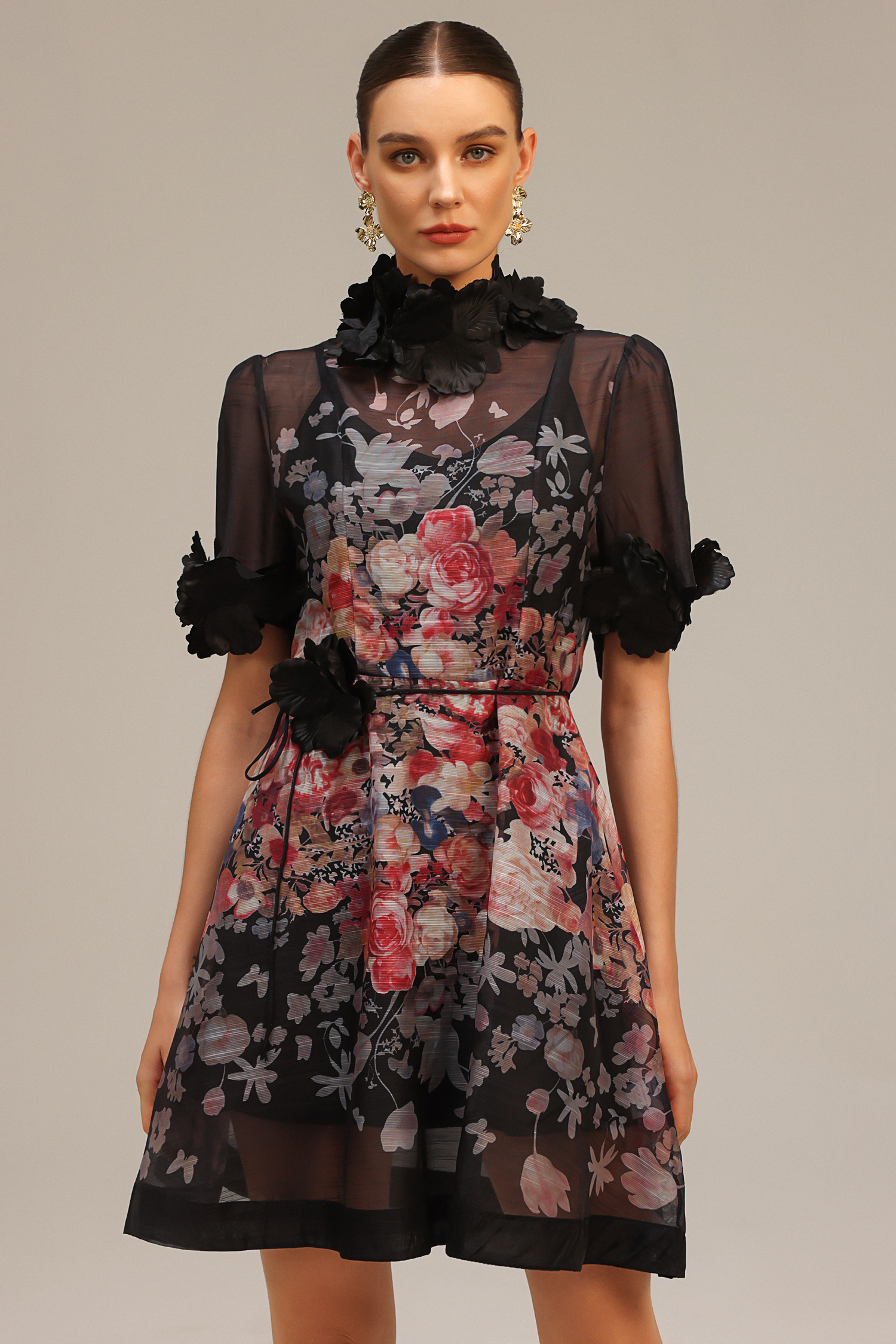 Sakude Short Sleeves Flowers Printed Mini Dress