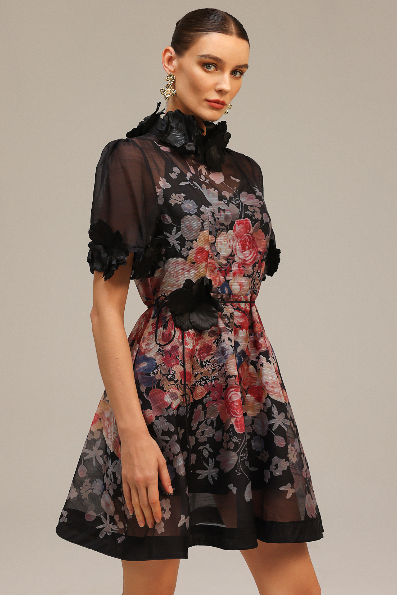 Sakude Short Sleeves Flowers Printed Mini Dress