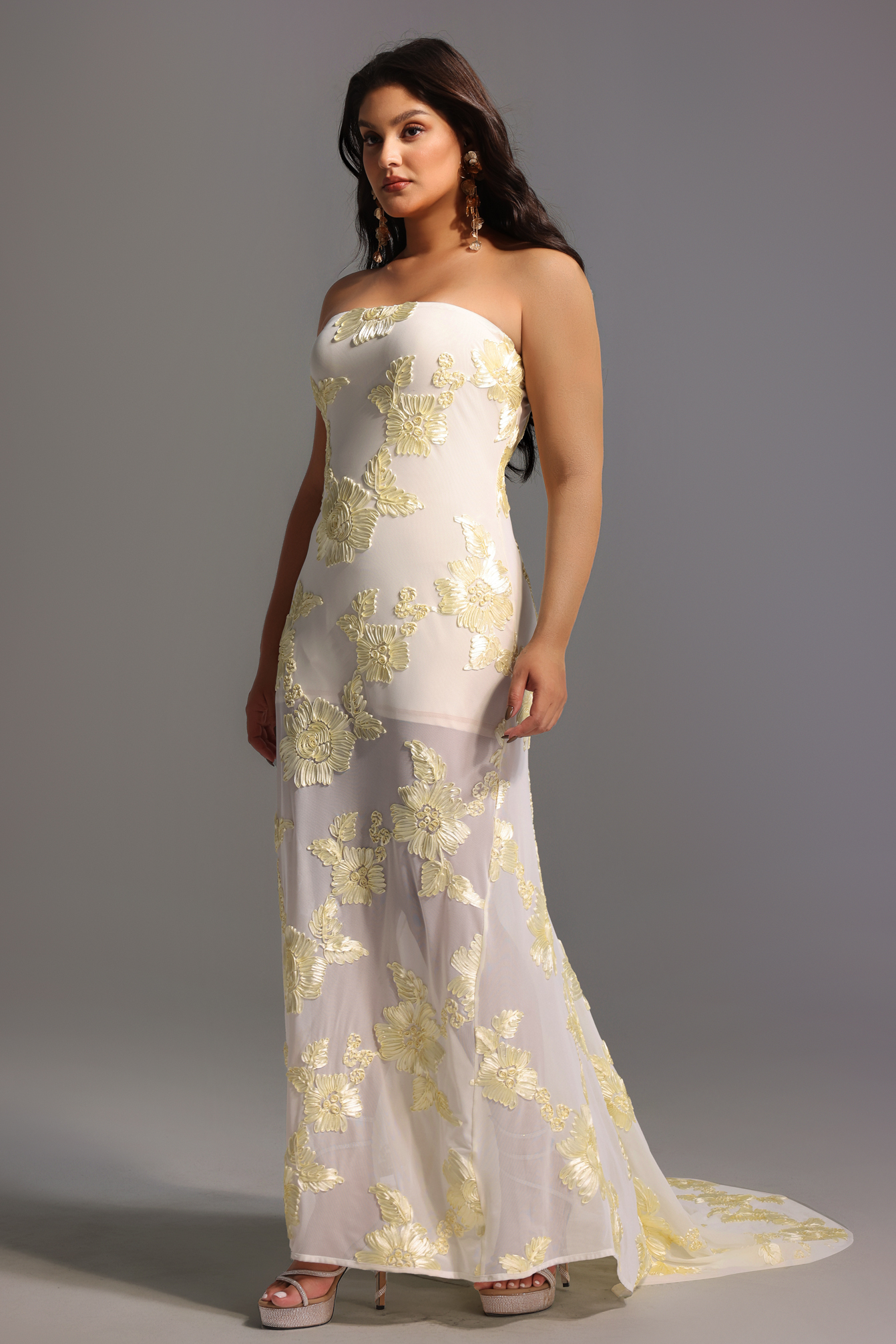 Deliyn Strapless Embroidery Flower Mesh Maxi Dress