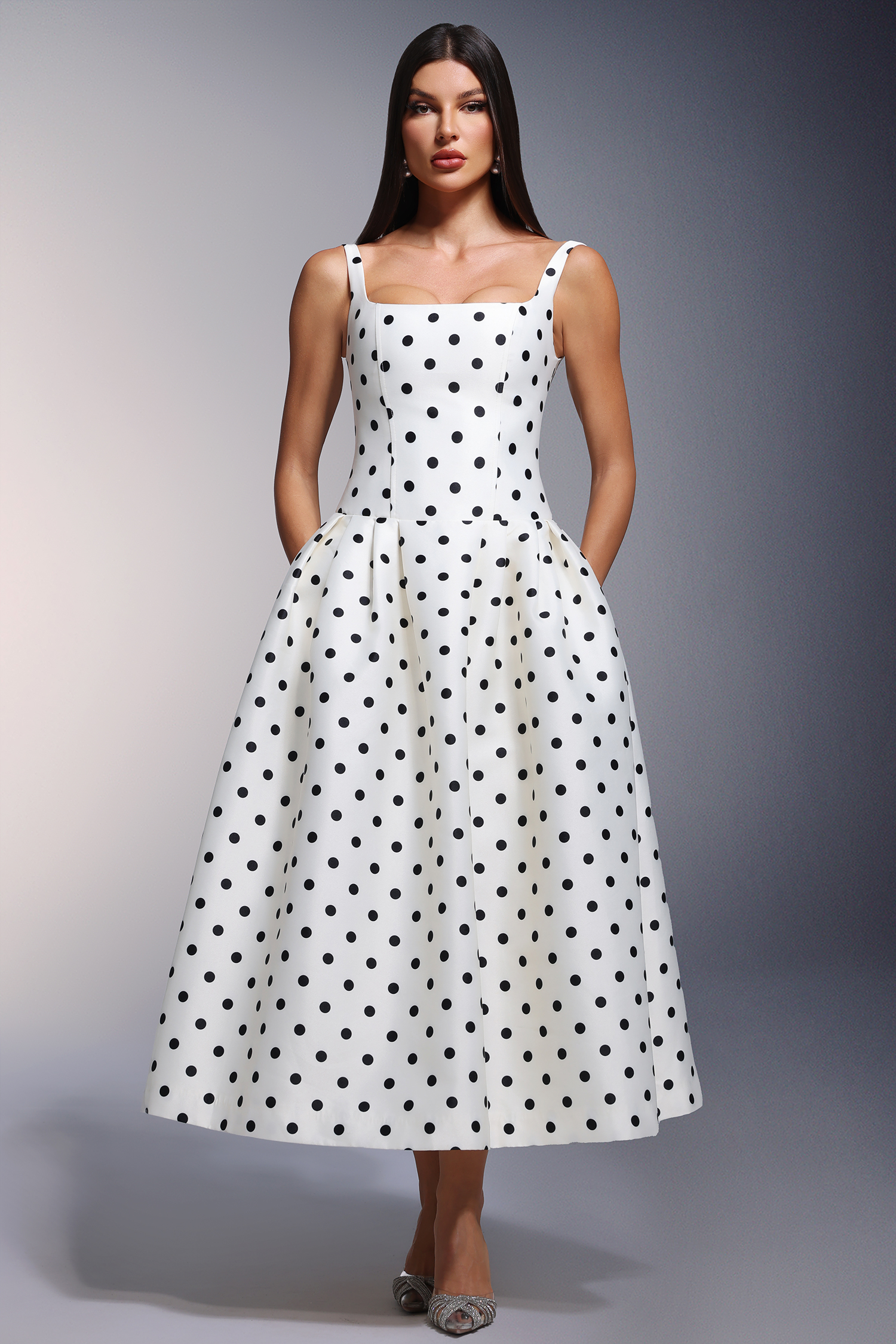 Zada Sleeveless Wave Point Maxi Dress