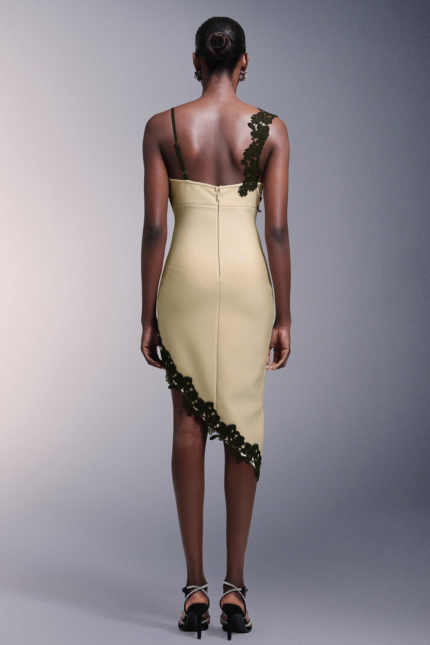 Turey High Slit Lace Bandage Midi Dress