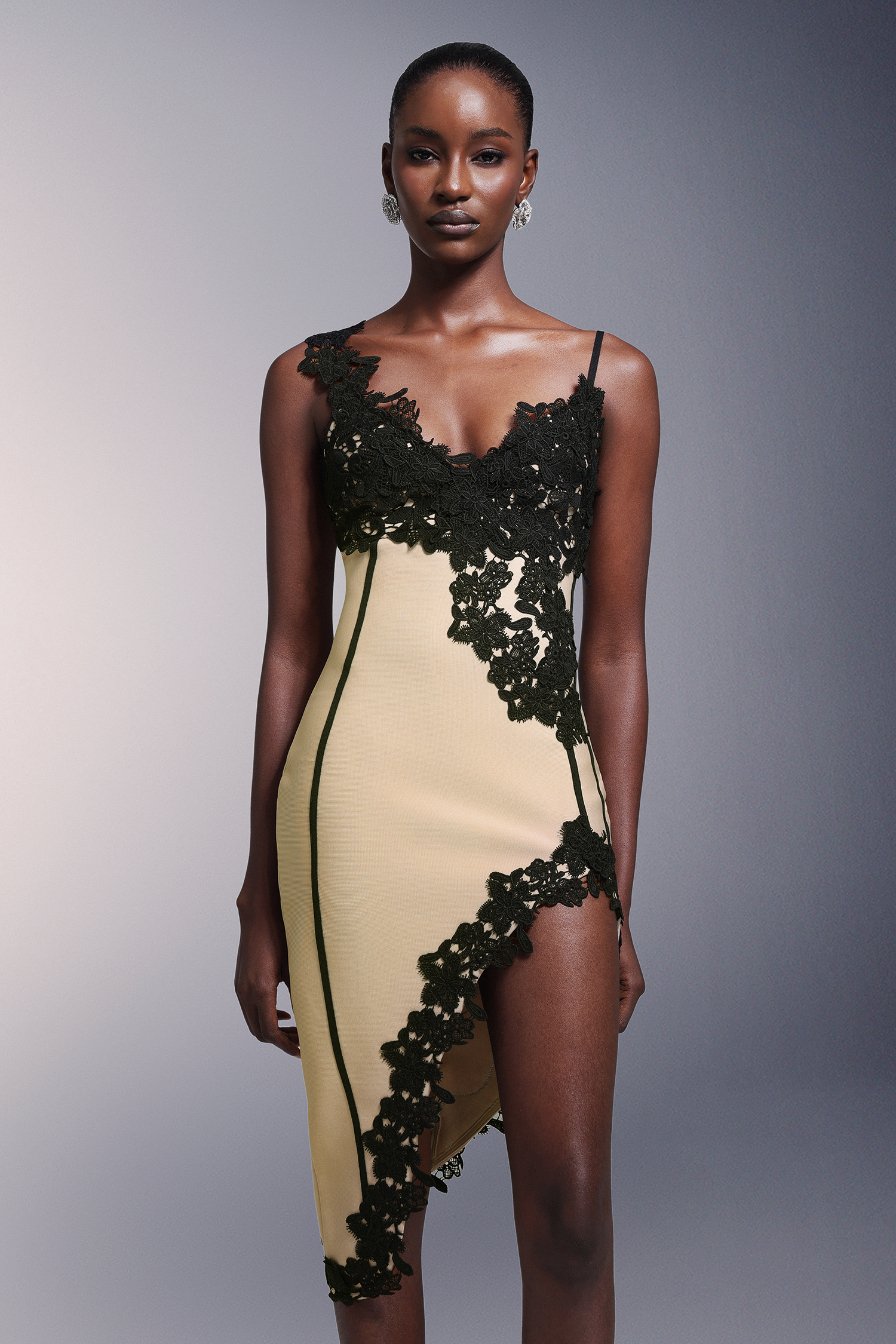 Turey High Slit Lace Bandage Midi Dress