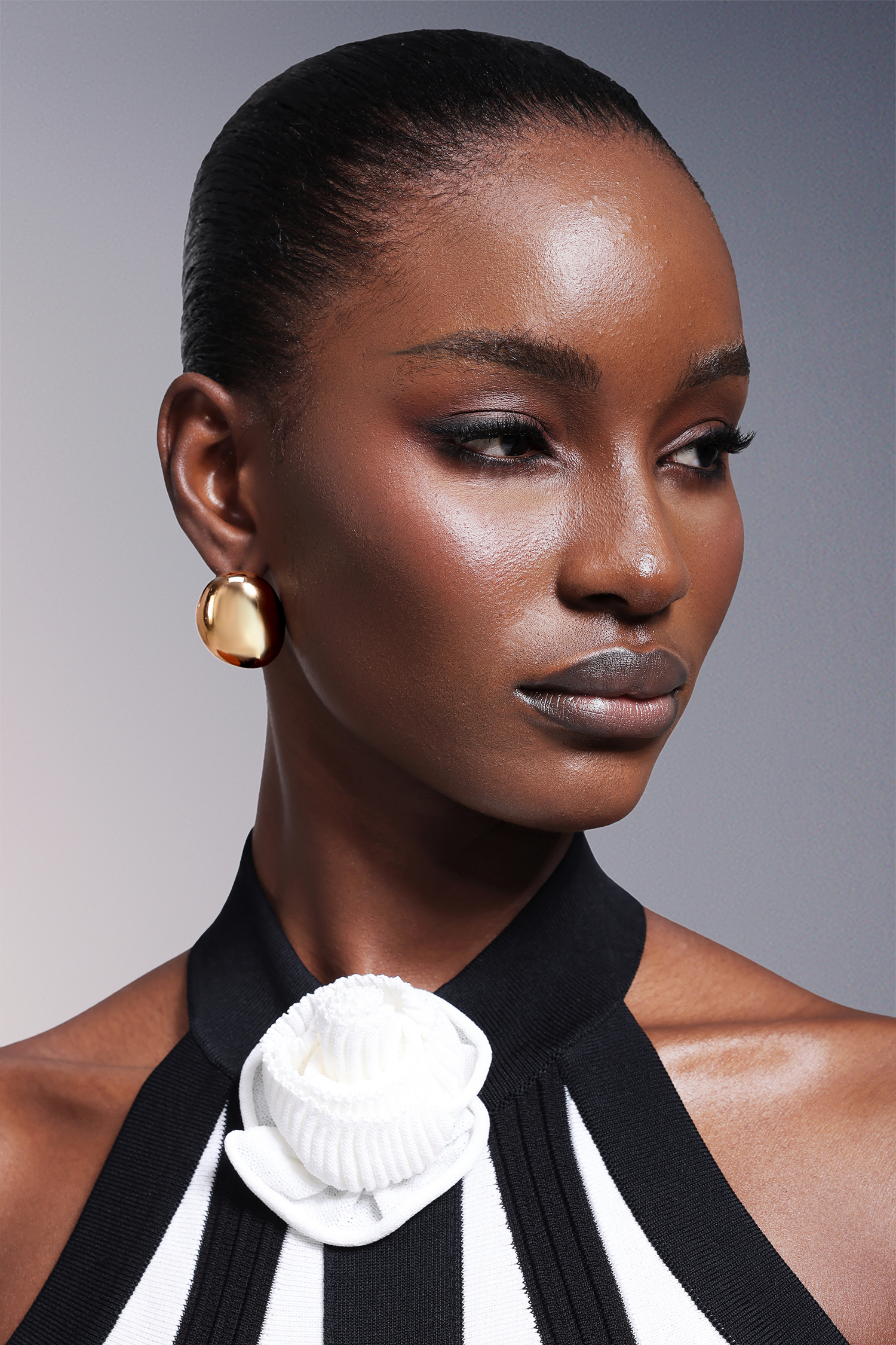 Mallen Ellipse Metal Earrings