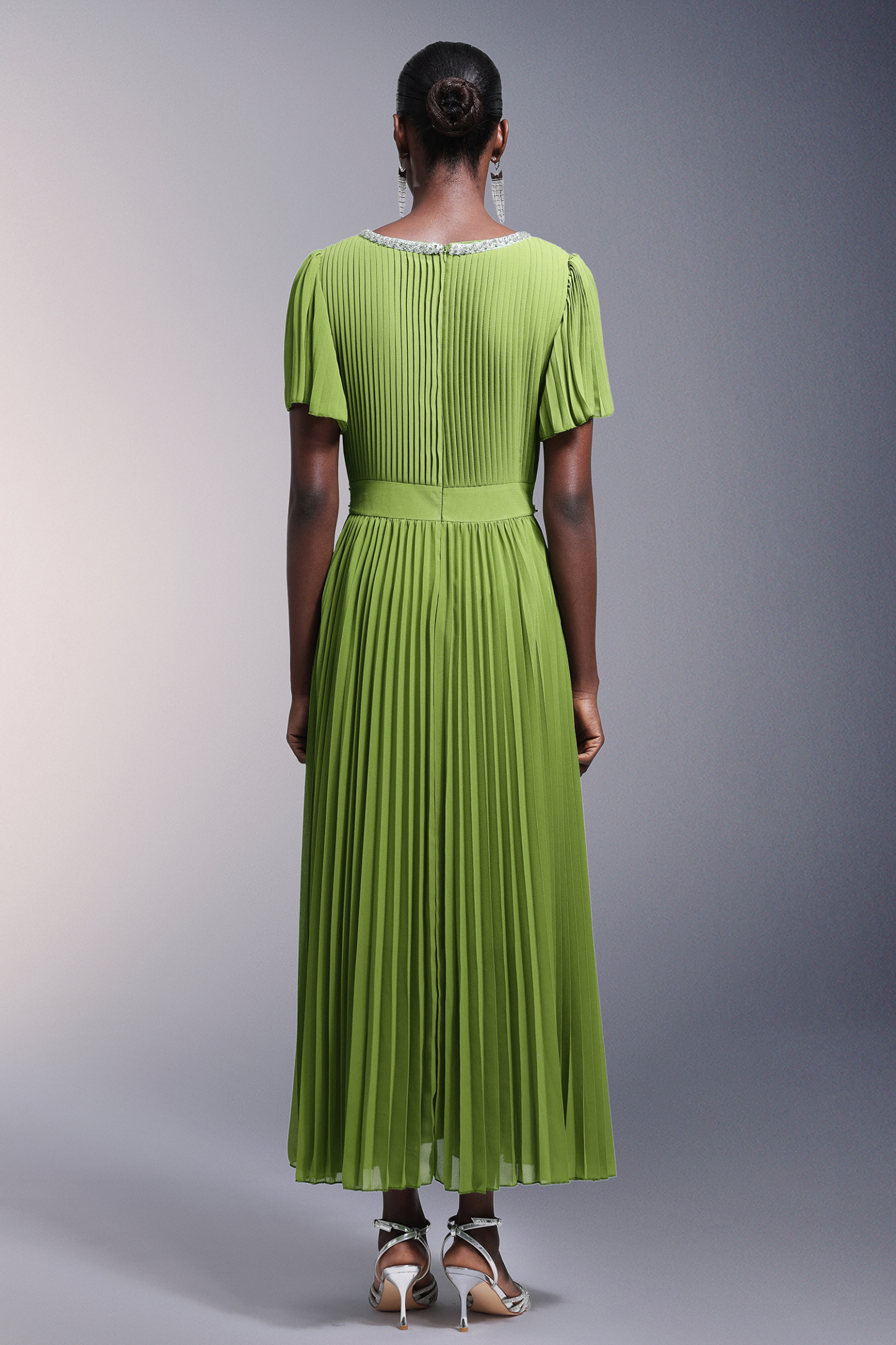 Mitzi Diamond Short Sleeves Maxi Dress