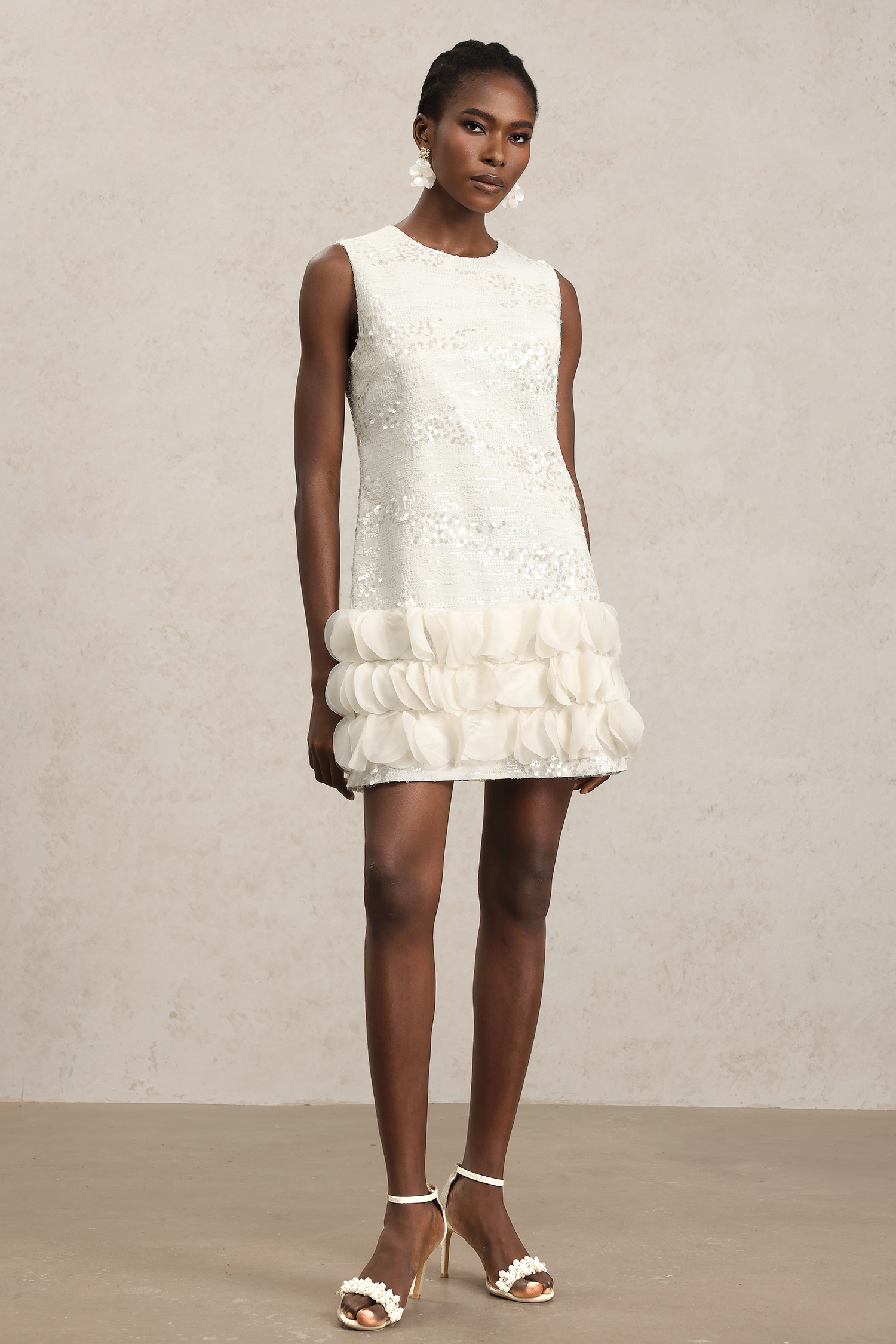 Vaonia Sleeveles Round Neck equin Mini Dress