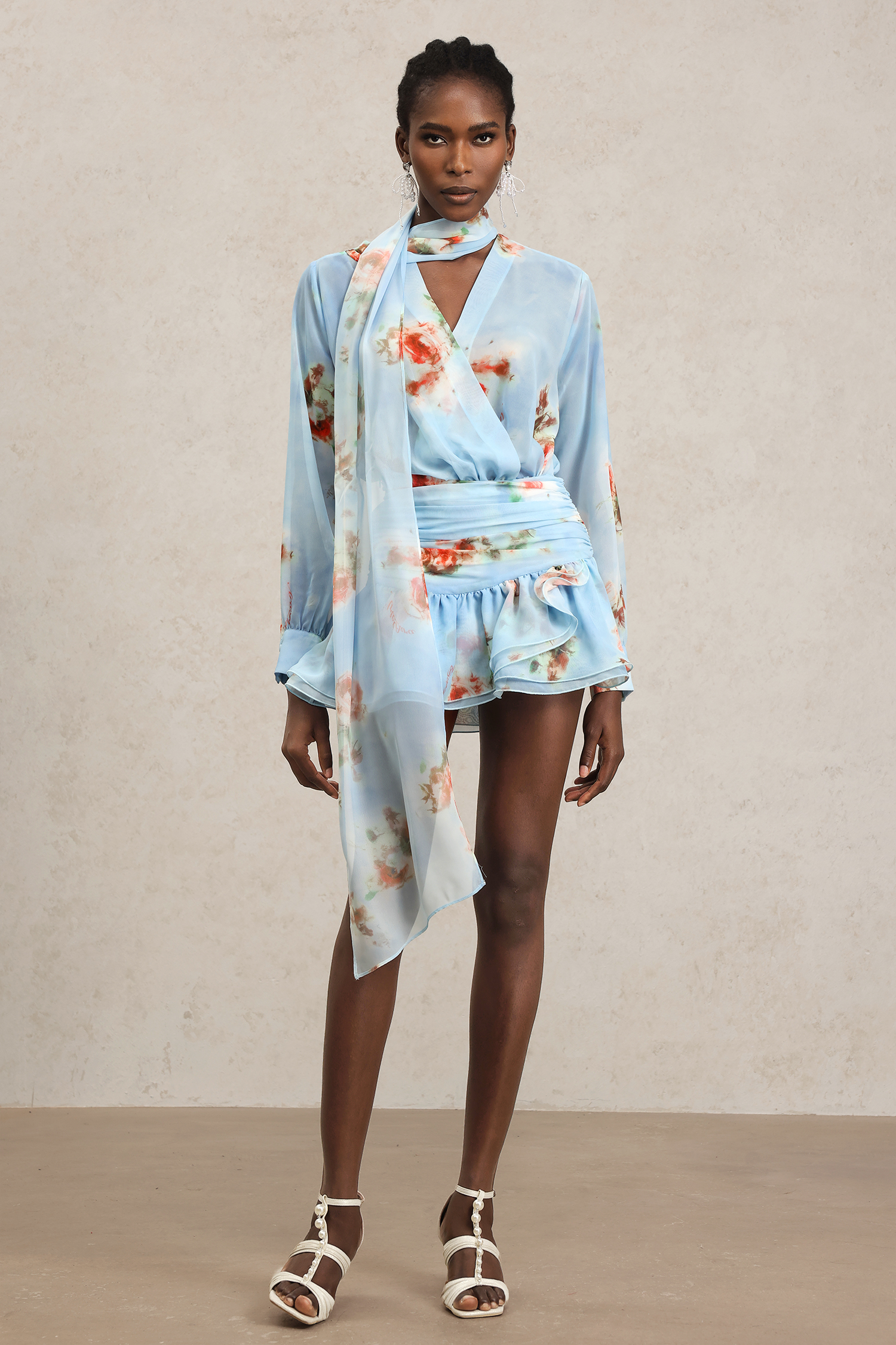 Xanty Long Sleeves V-Neck Floral Printed Streamer Mini Dress