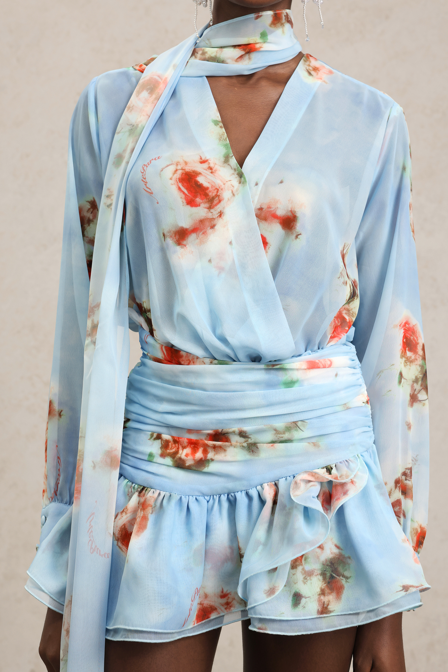 Xanty Long Sleeves V-Neck Floral Printed Streamer Mini Dress