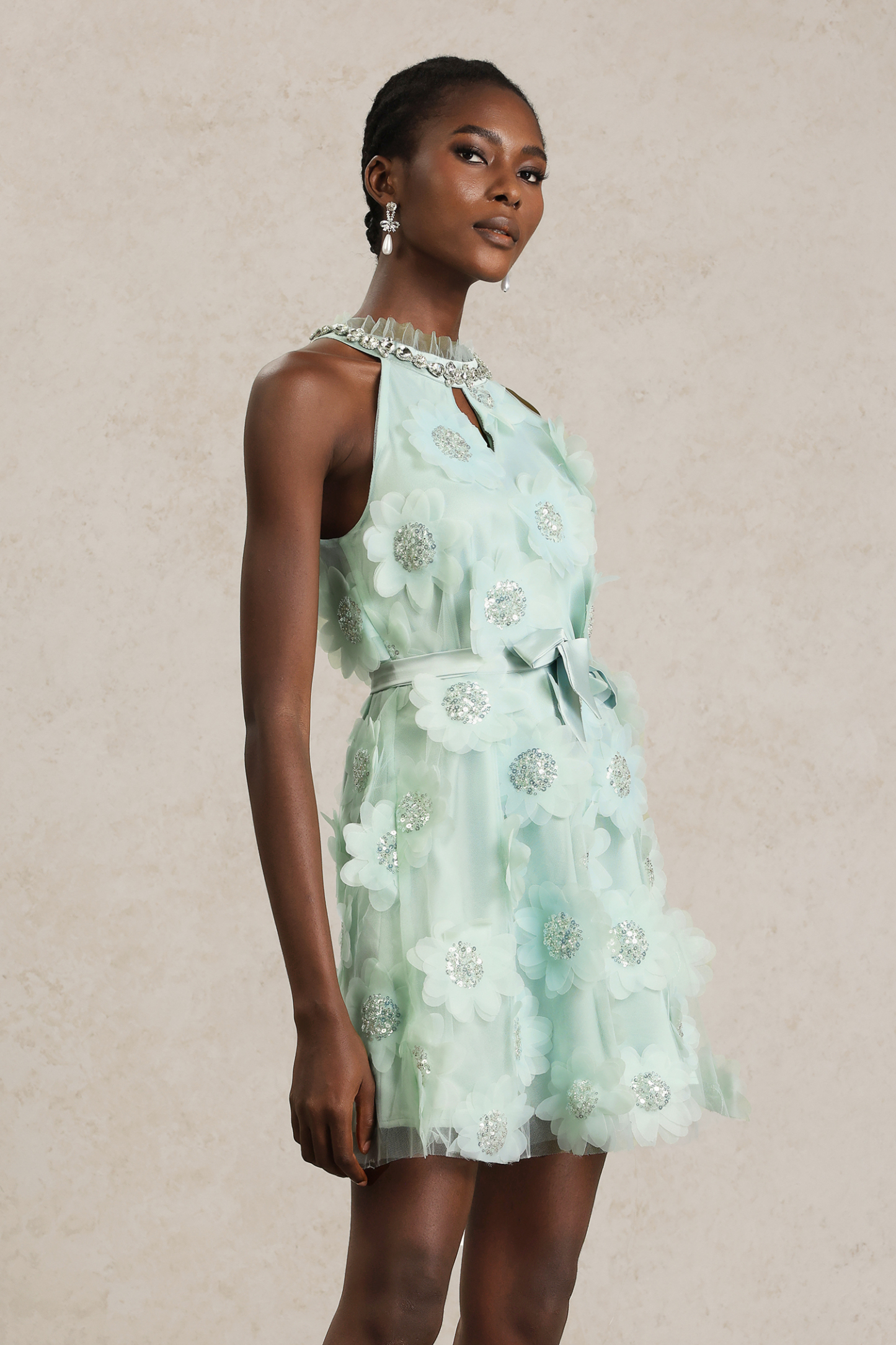 Mikin Sleeveless Round Neck Diamond Flowers Mini Dress