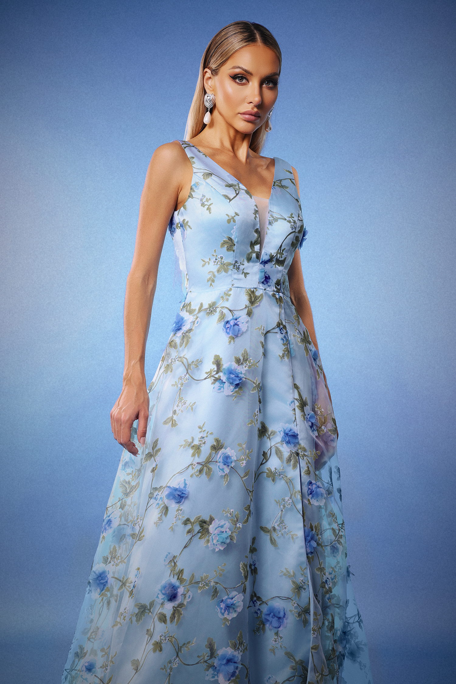 Zurri Sleeveless V-Neck Flowers Slit Maxi Dress