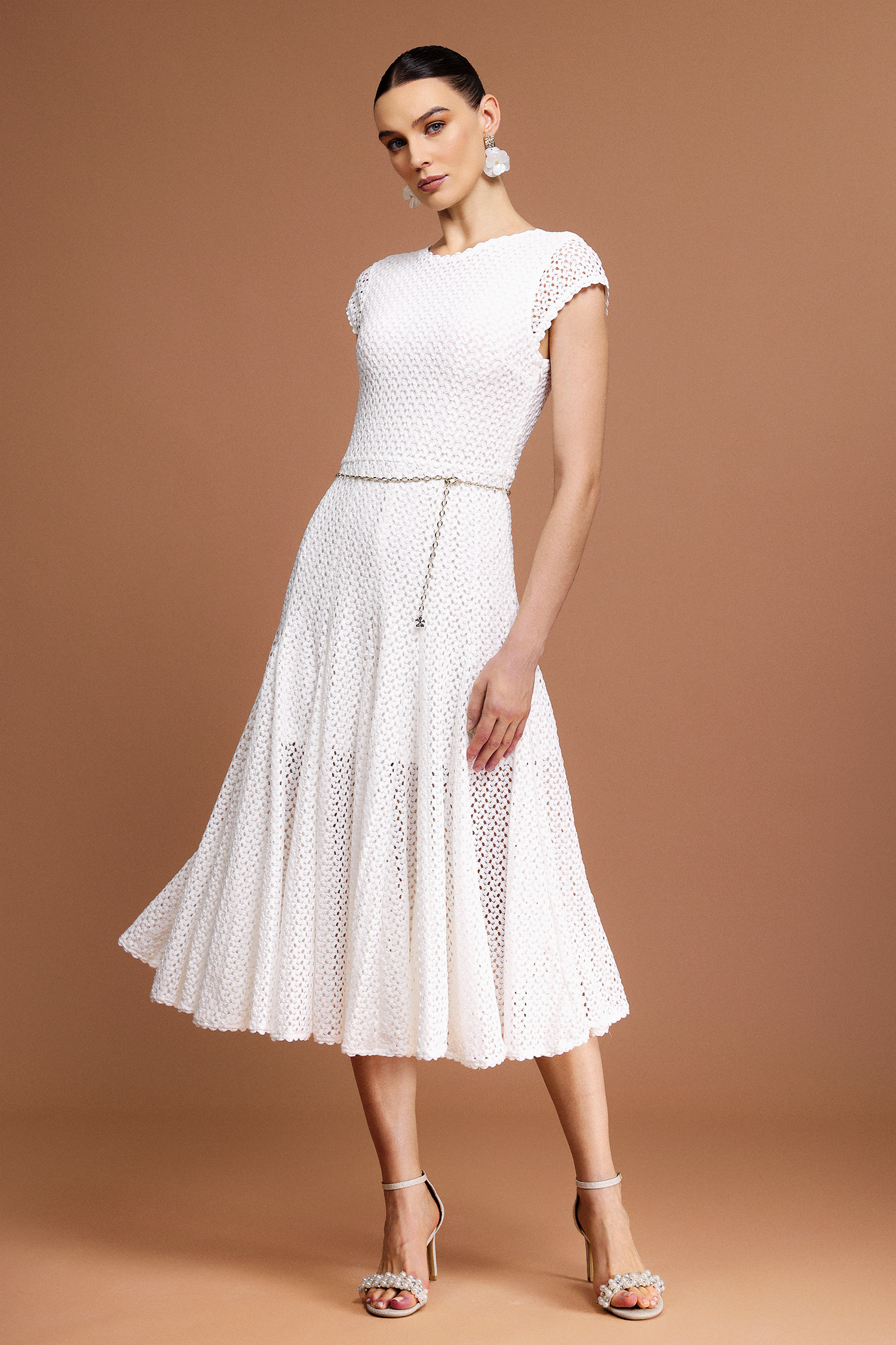 Eero Round Neck Short Sleeves Midi Dress