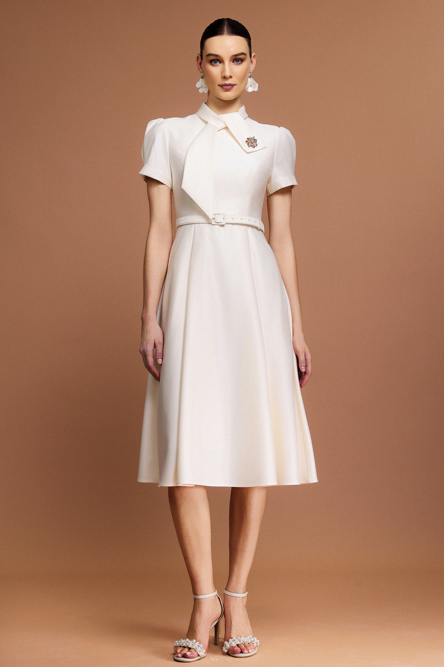 Indi Short Sleeves Diamond Midi Dress