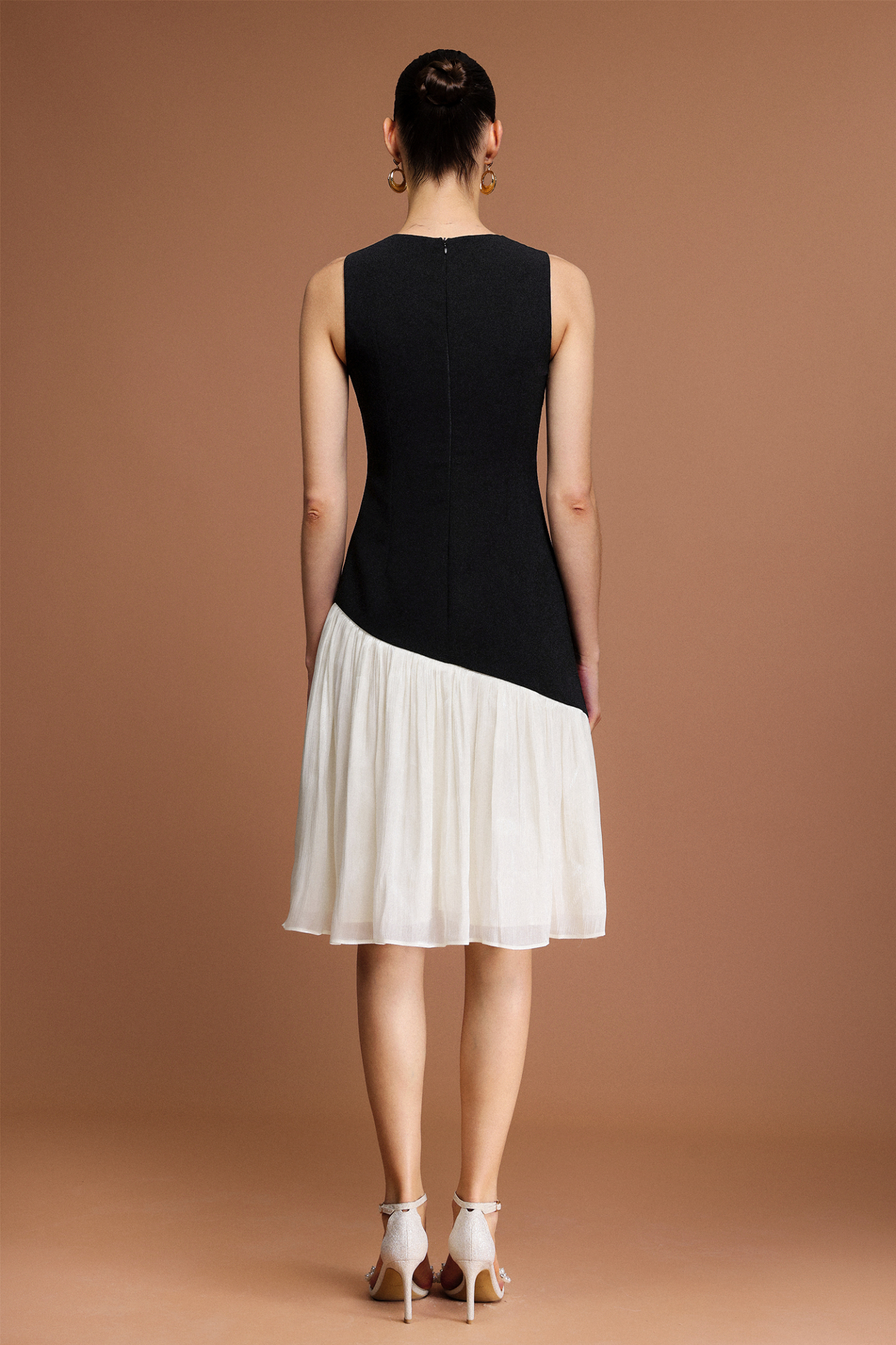 Porsha Round Neck Sleeveless Flower Asymmetric Mini Dress