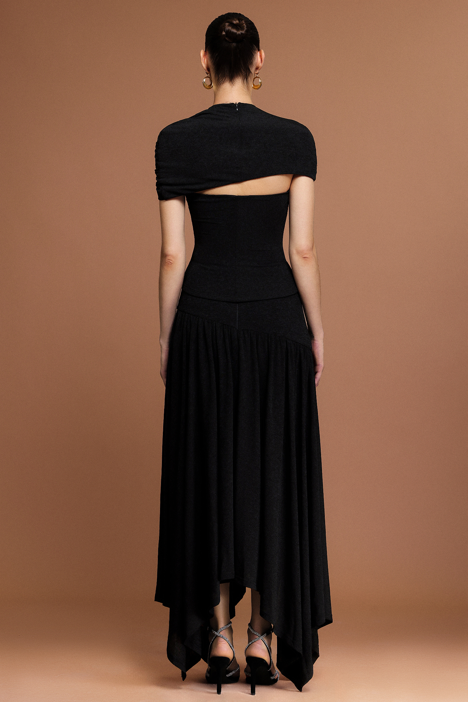 Gaki Short Sleeves Asymmetric Folds Top And Skirt Two-Piece Set