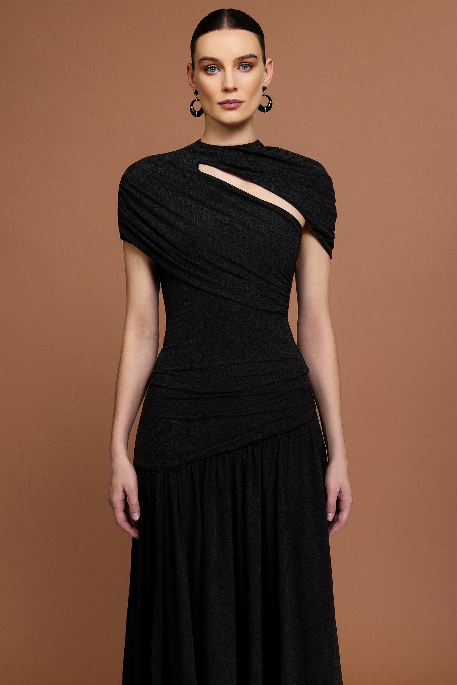 Gaki Short Sleeves Asymmetric Folds Top And Skirt Two-Piece Set
