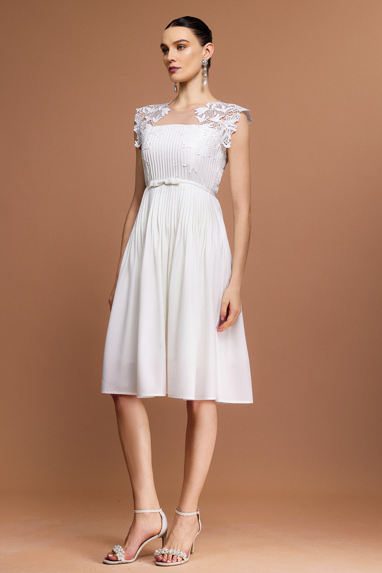 Fierce Sleeveless Bowknot Folds Midi Dress