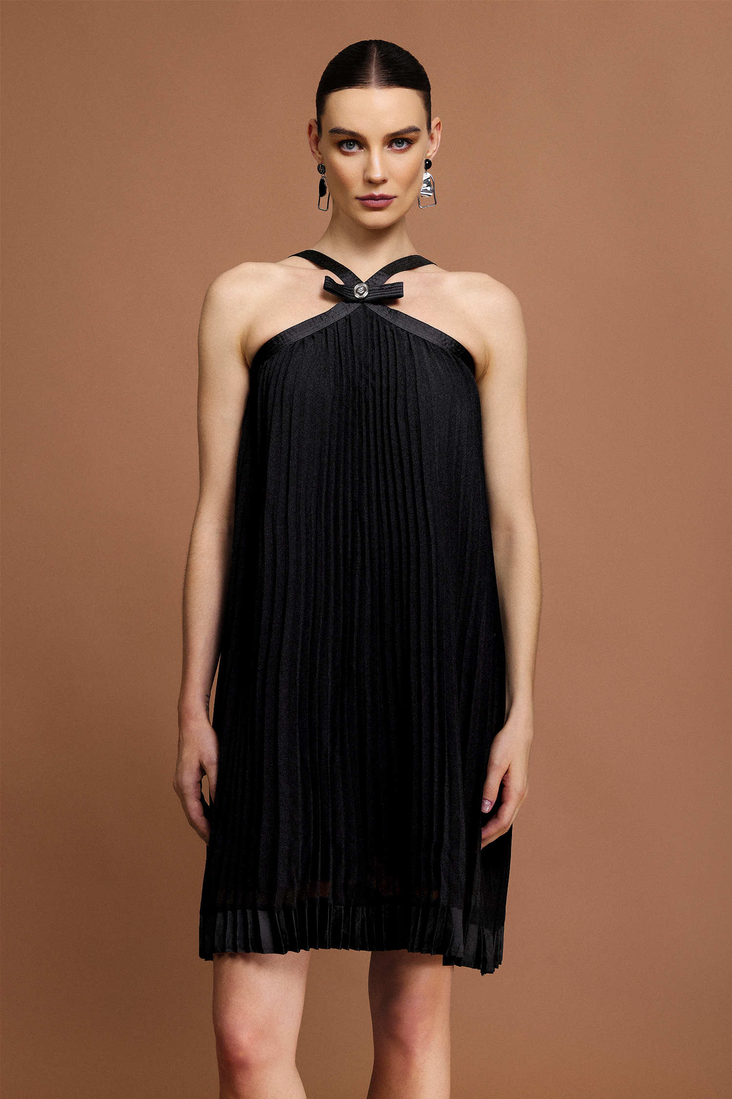 Salerio Sleeveless Bowknot Folds Mini Dress