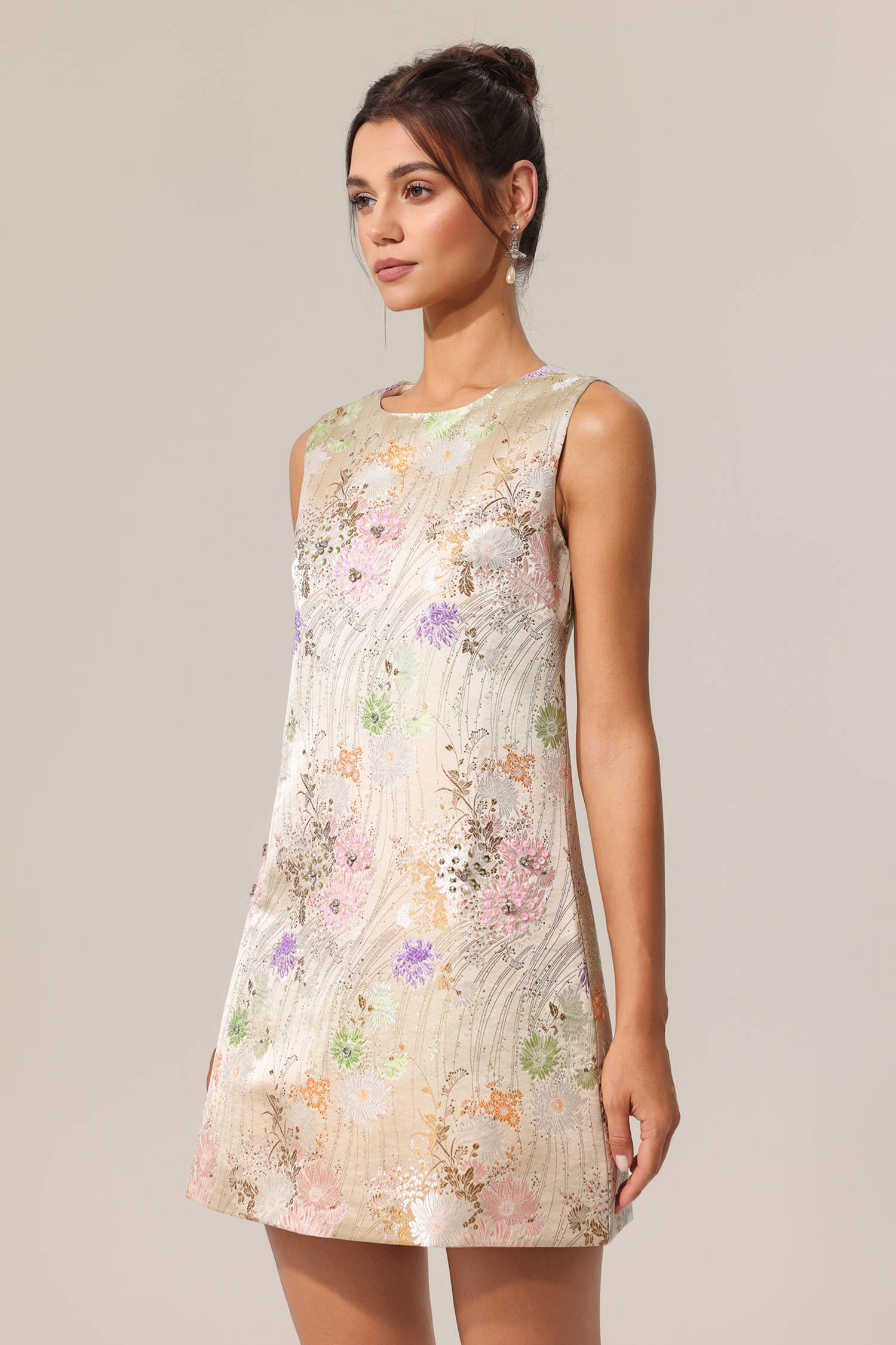 Ente Round Neck Sleeveless Jacquard Mini Dress