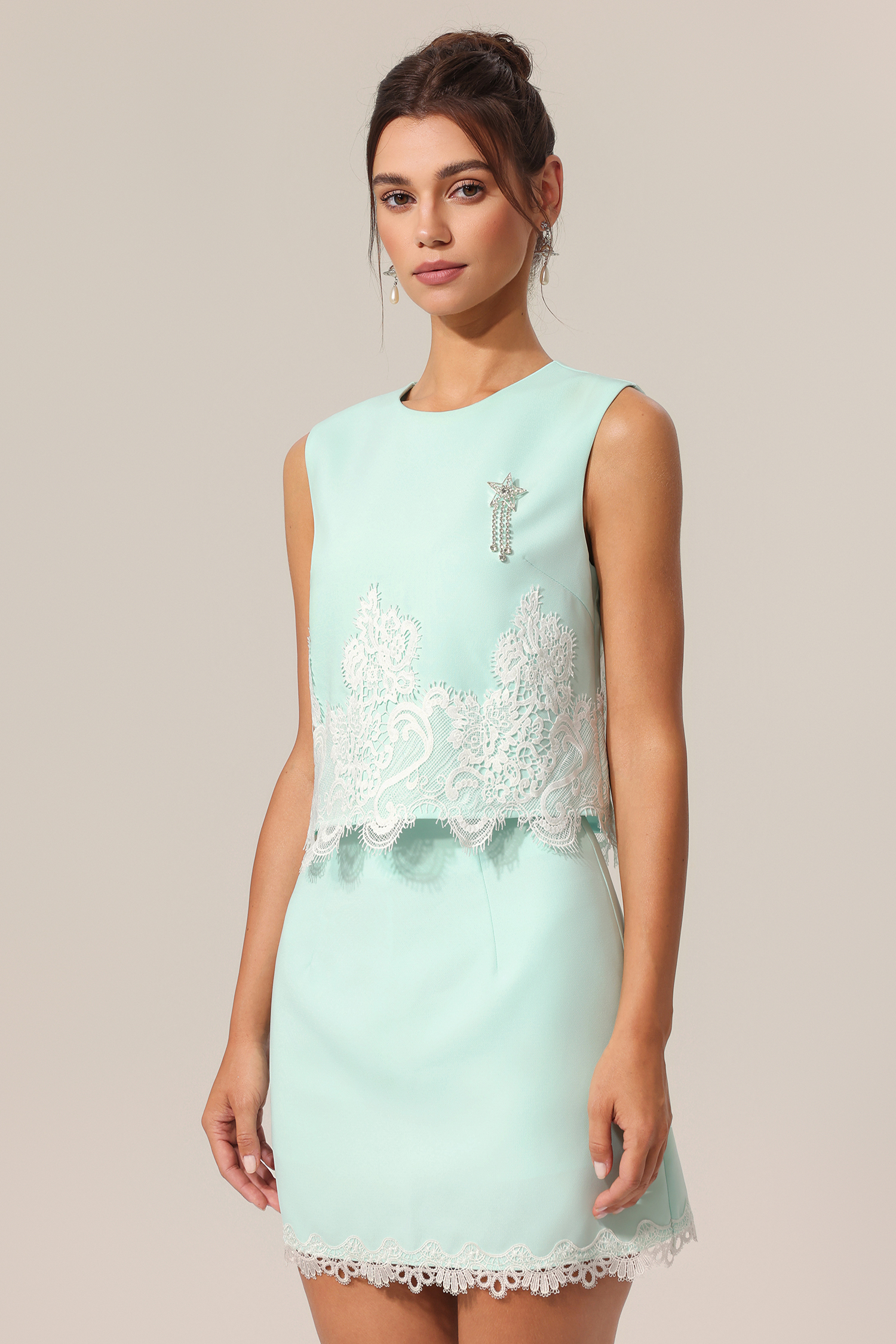 Gearoid Round Neck Sleeveless Lace Top And Skirt Two-Piece Set
