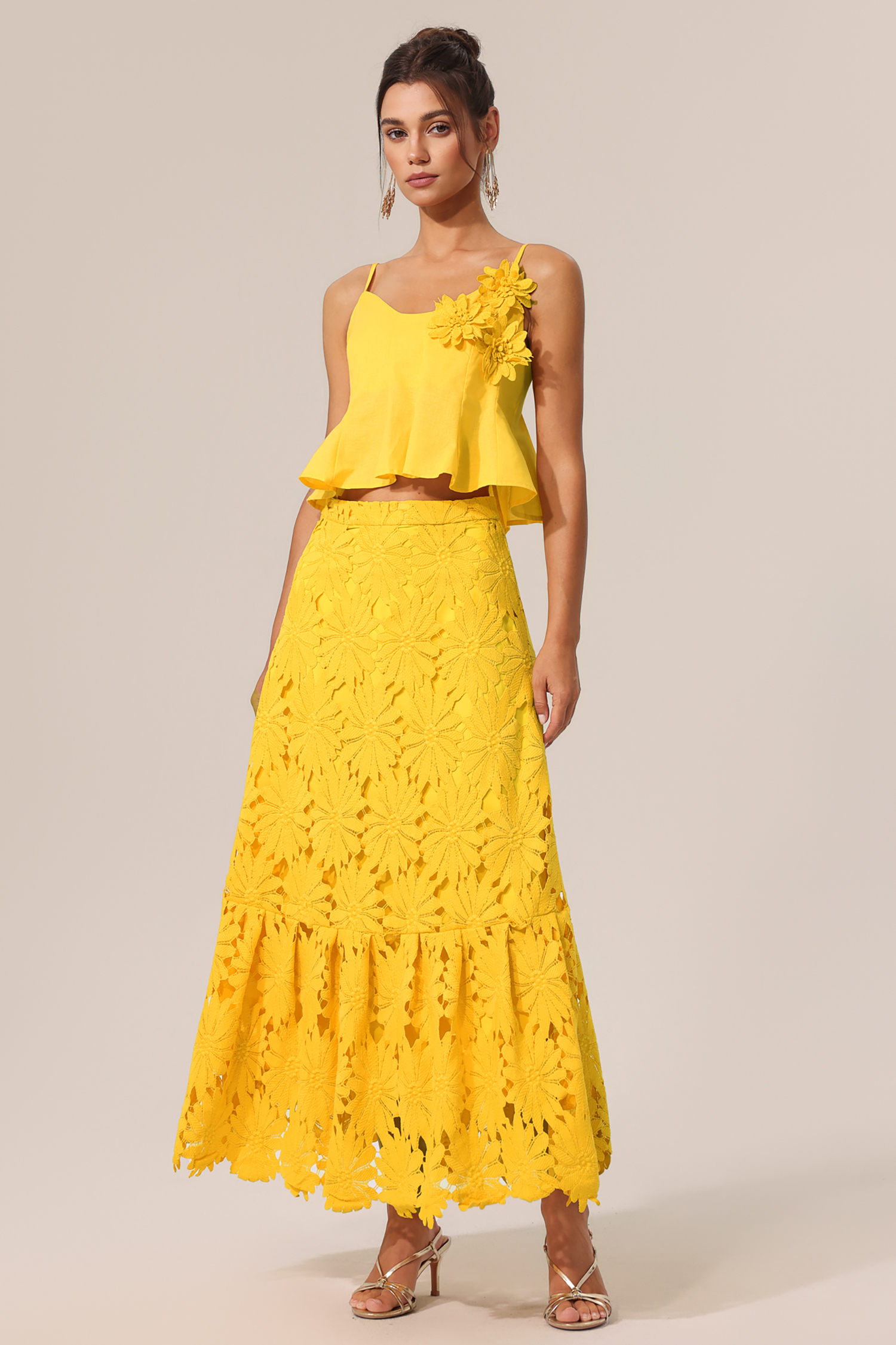 Ninao Halter Flowers Lace Top And Skirt Two-Piece Set