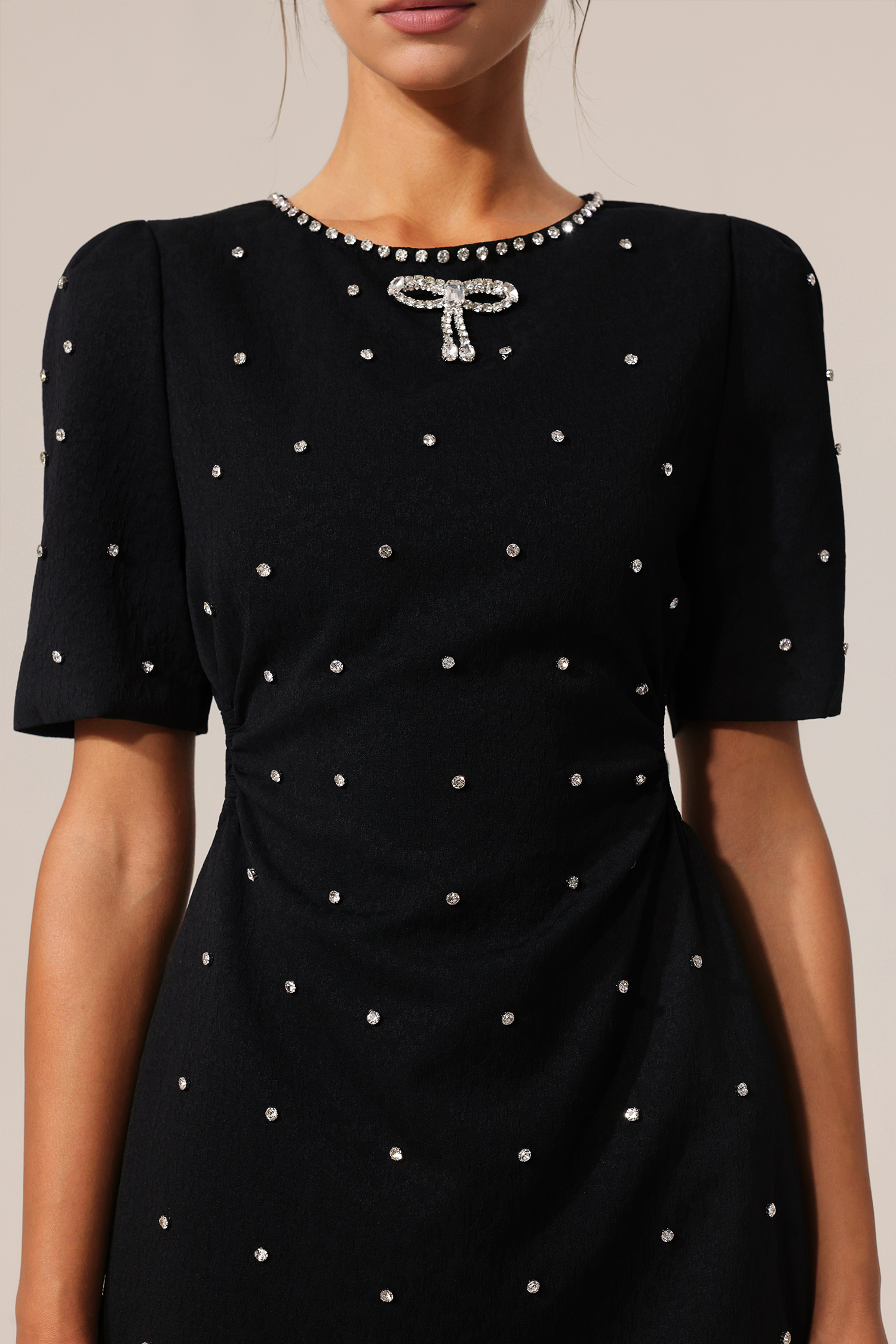 Neela Round Neck Short Sleeves Diamond Bowknot Hollow Out Mini Dress